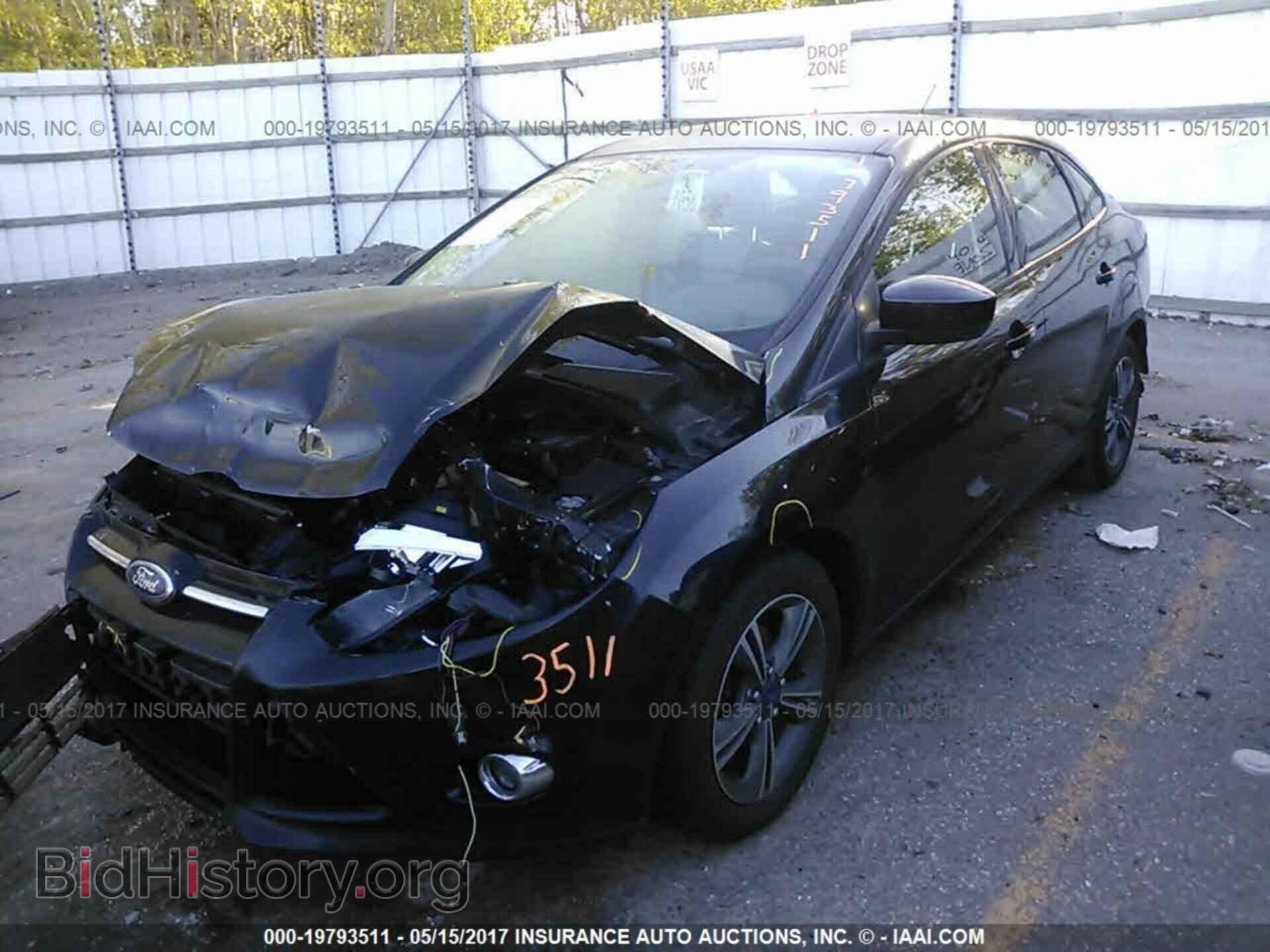 2012 Ford Focus - VIN: 1FAHP3F29CL402407 - Photo 2