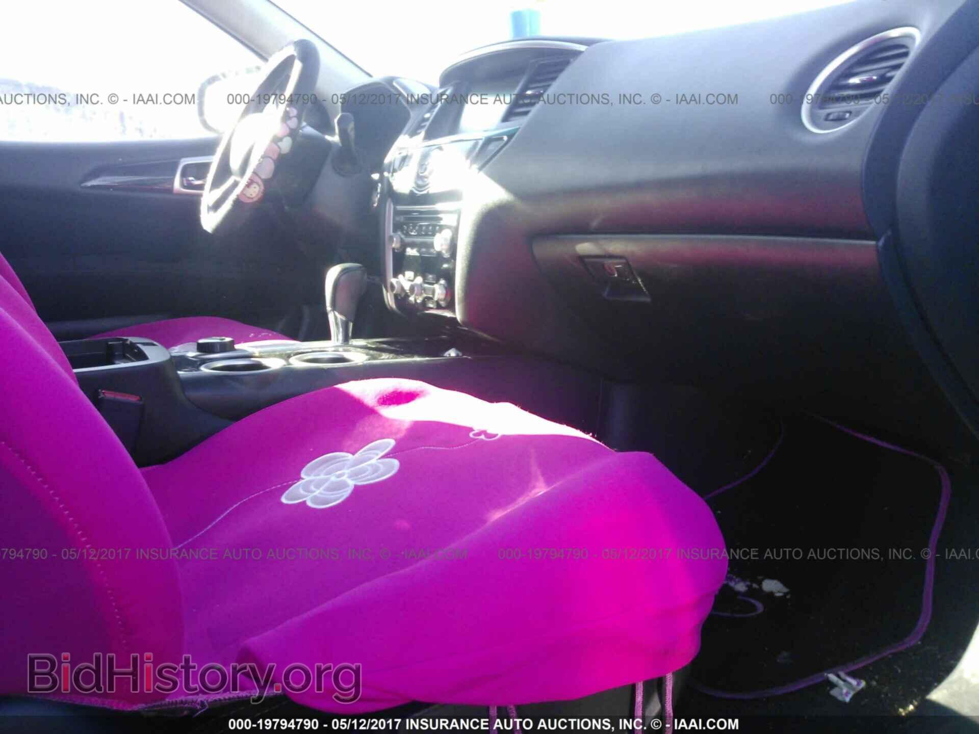 2014 Nissan Pathfinder - VIN: 5N1AR2MM5EC682264 - Фото 5