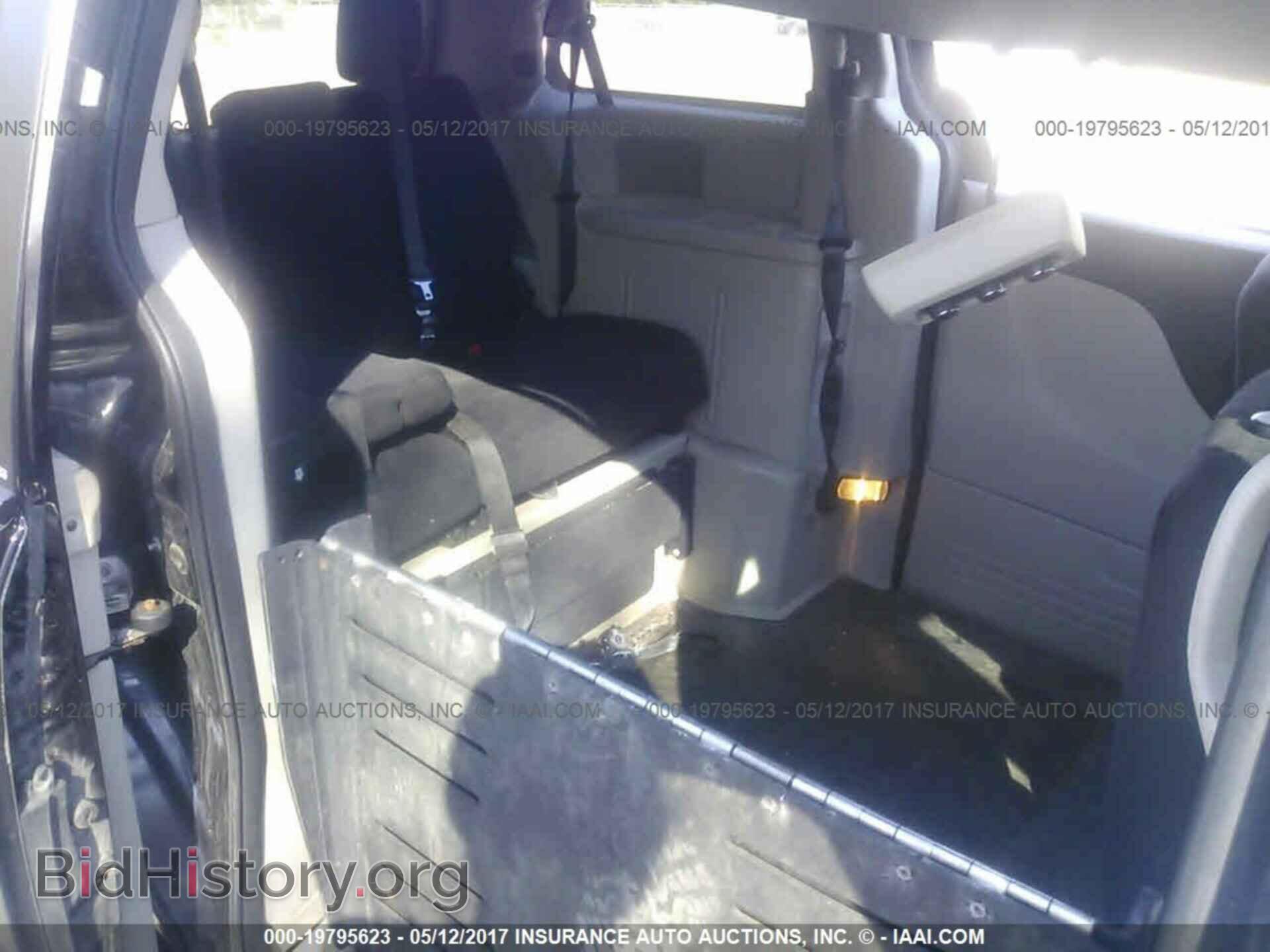 2011 Dodge Grand caravan - VIN: 2D4RN4DG7BR723041 - Фото 8