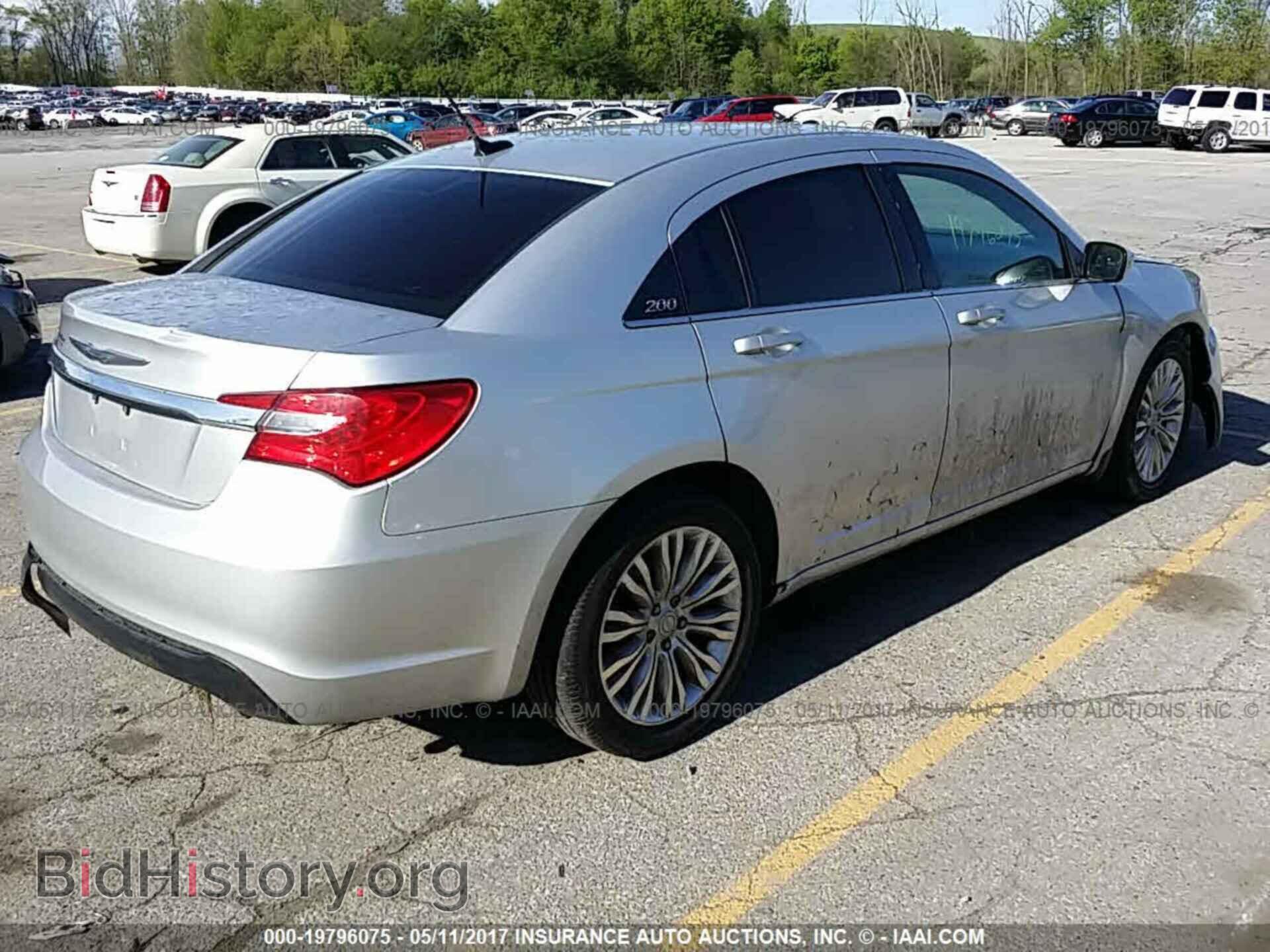 2012 Chrysler 200 - VIN: 1C3CCBAB5CN149371 - Фото 4
