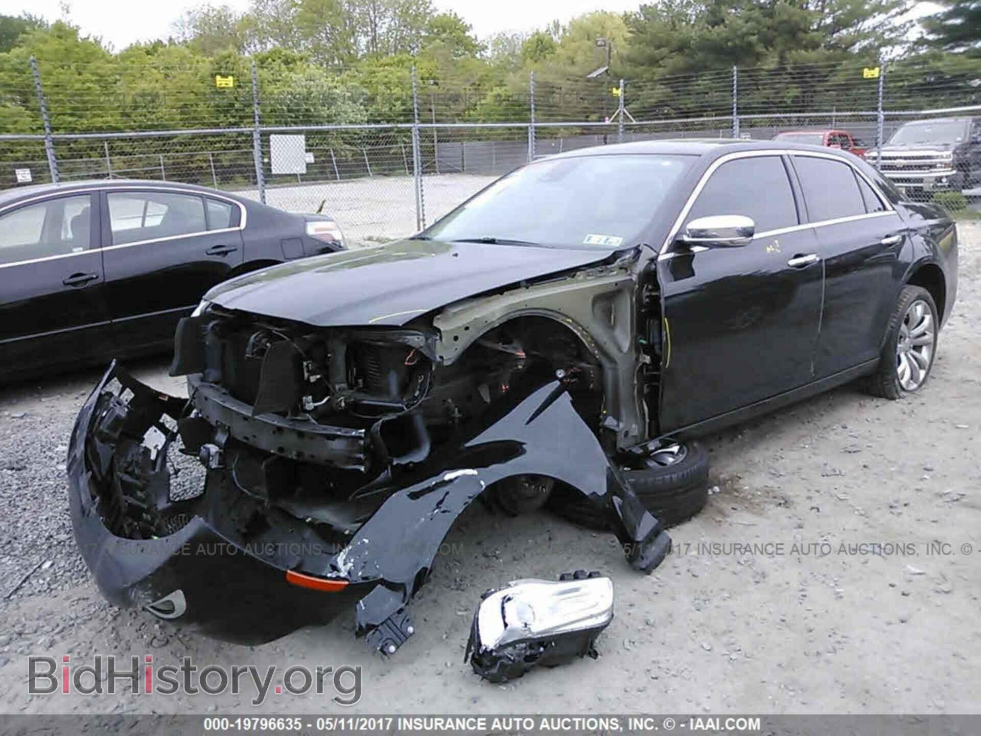 2015 Chrysler 300c - VIN: 2C3CCAEG7FH921754 - Фото 2