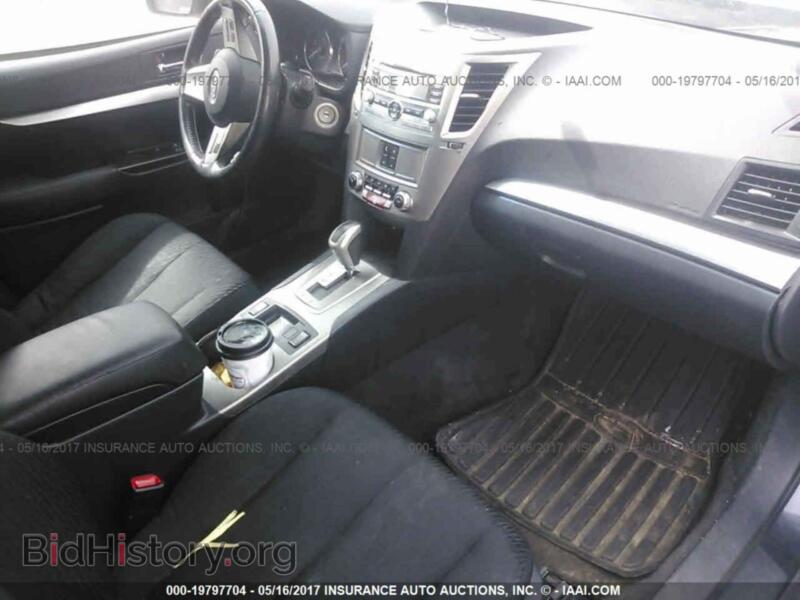 2011 Subaru OUTBACK (VIN 4S4BRBCC9B3390402) — photo 5 of 10