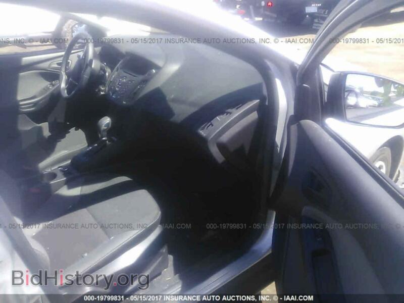 2014 Ford FOCUS (VIN 1FADP3E29EL410834) — photo 5 of 10