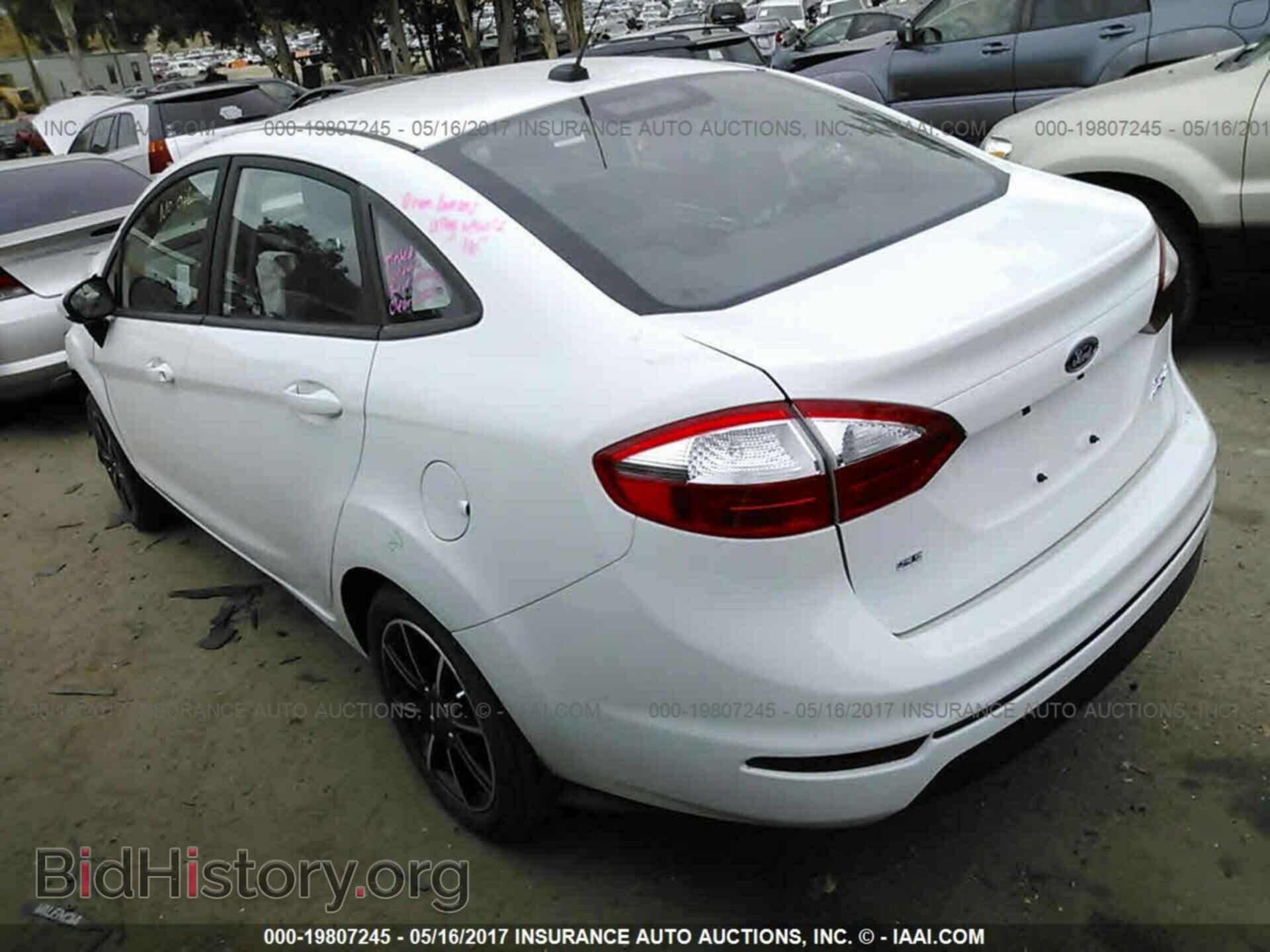 2017 Ford Fiesta - VIN: 3FADP4BJ2HM101257 - Фото 3