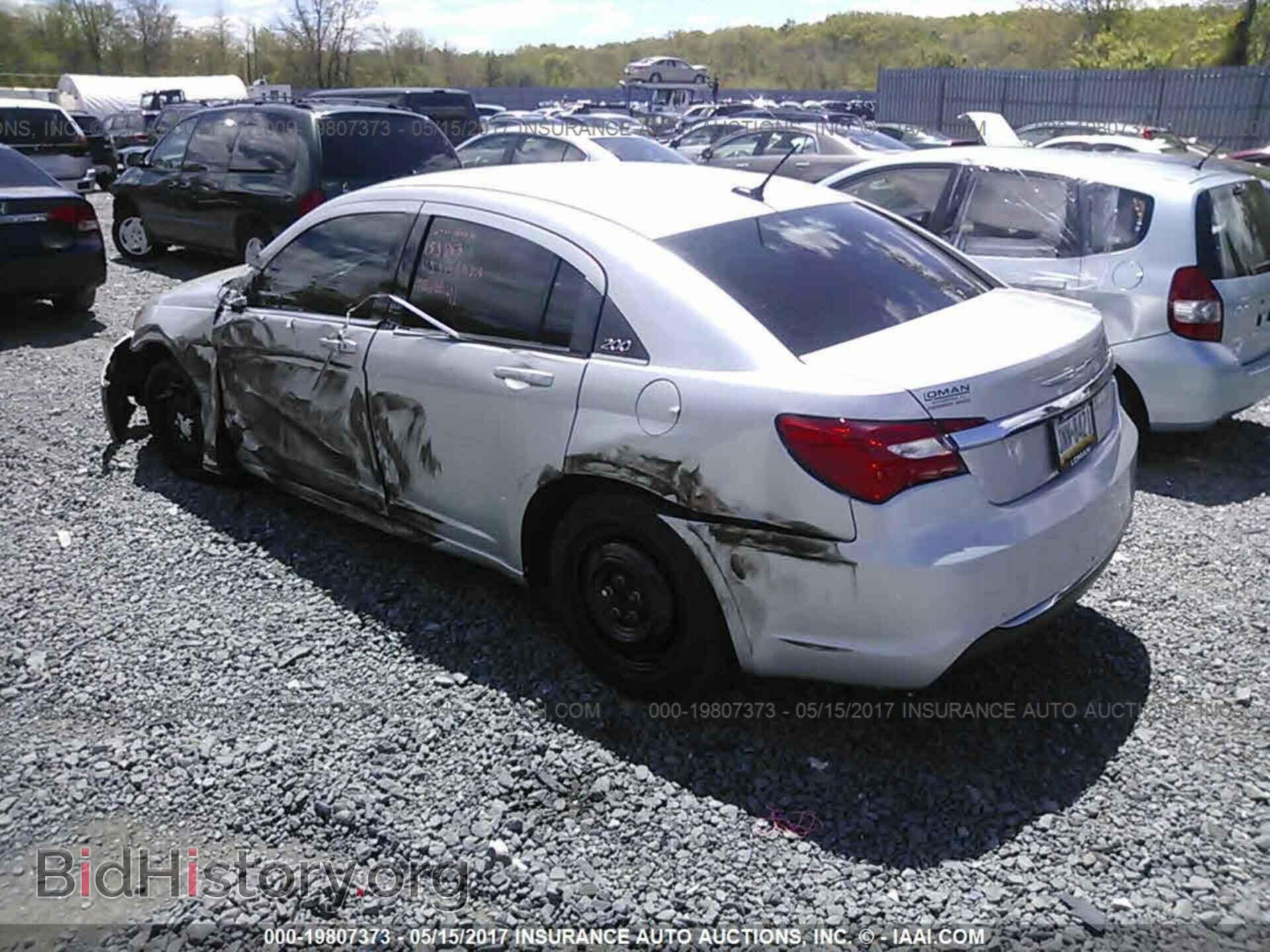 2012 Chrysler 200 - VIN: 1C3CCBAB2CN319542 - Photo 3