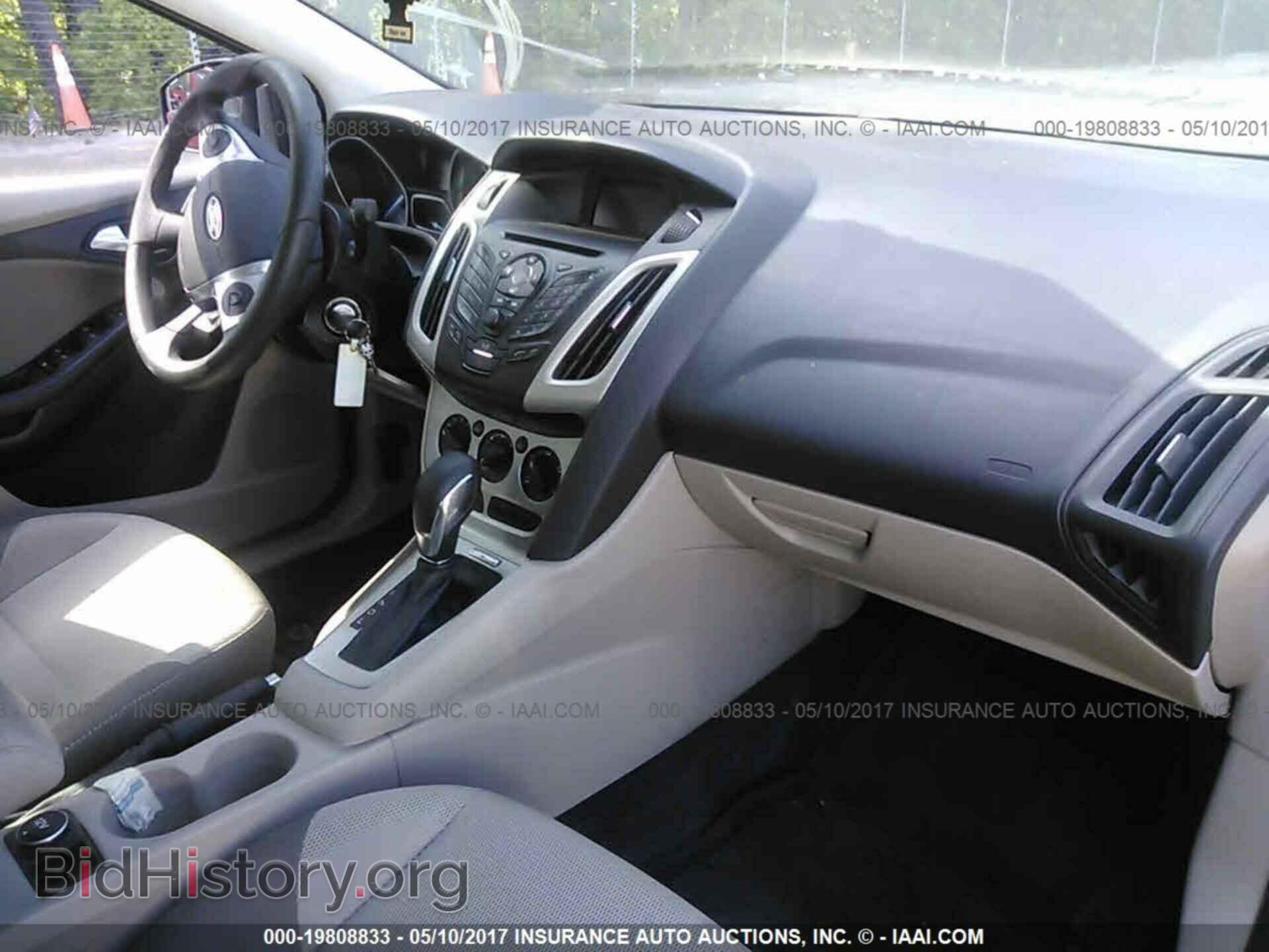 2012 Ford Focus - VIN: 1FAHP3F2XCL293066 - Фото 5