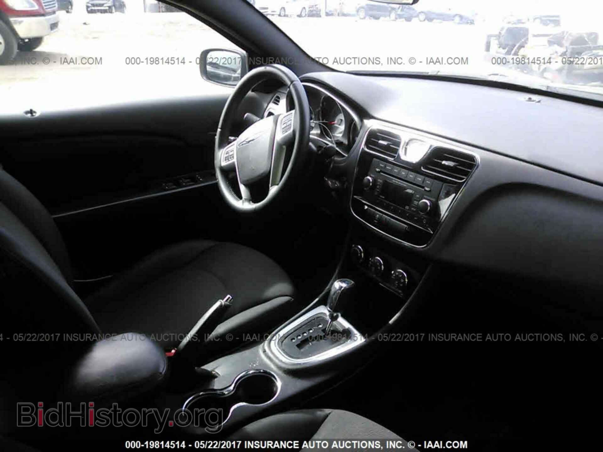 2013 Chrysler 200 - VIN: 1C3CCBBB9DN550793 - Photo 5