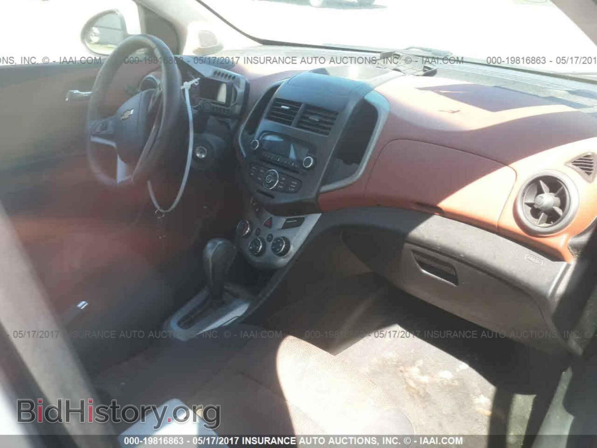 2013 Chevrolet Sonic - VIN: 1G1JC5SHXD4201701 - Photo 5