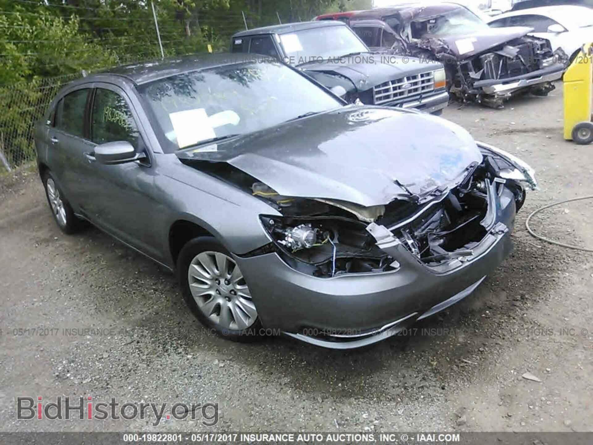 Photo 1C3CCBAB2DN723149 - Chrysler 200 2013
