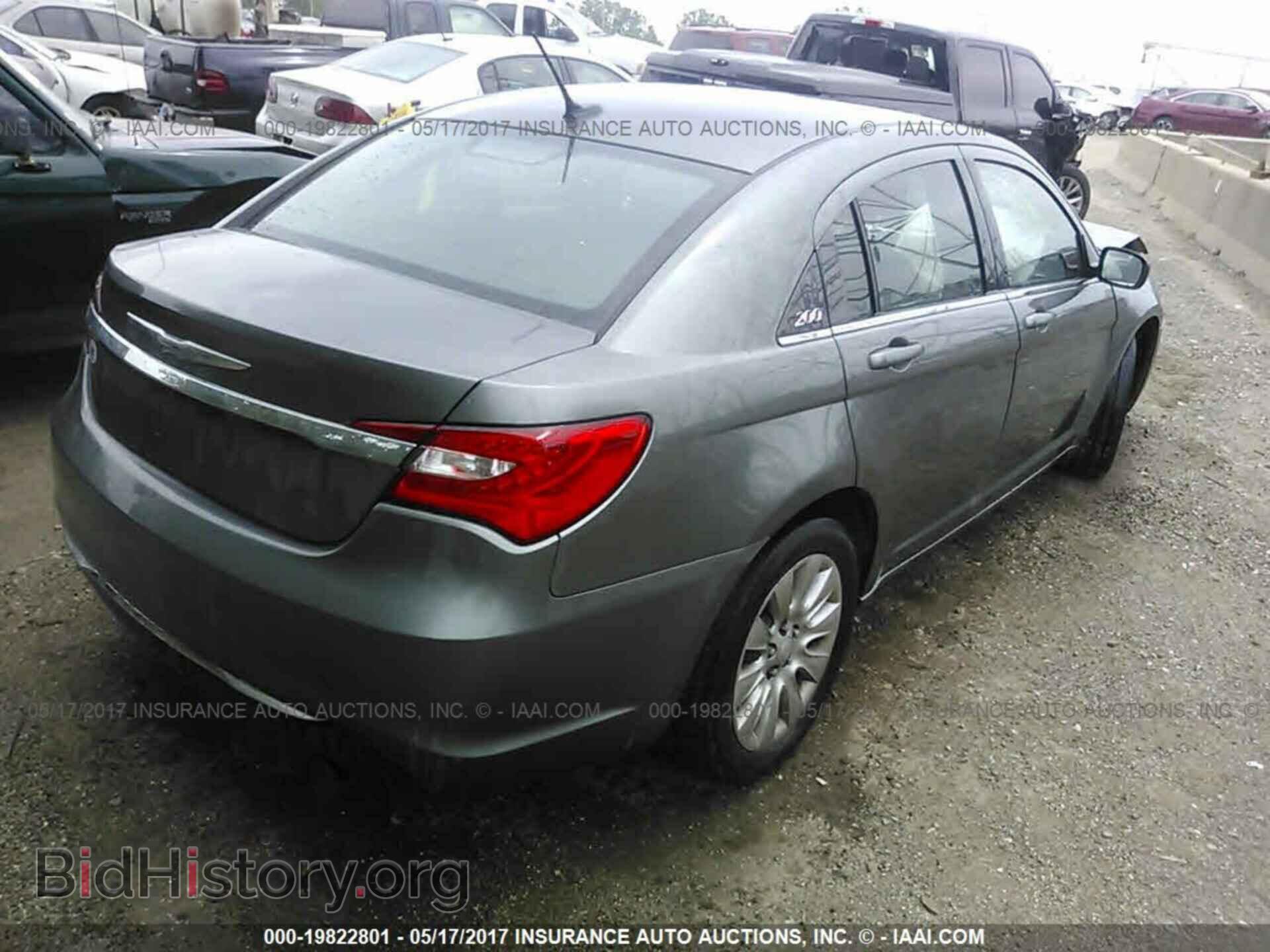 2013 Chrysler 200 - VIN: 1C3CCBAB2DN723149 - Photo 4
