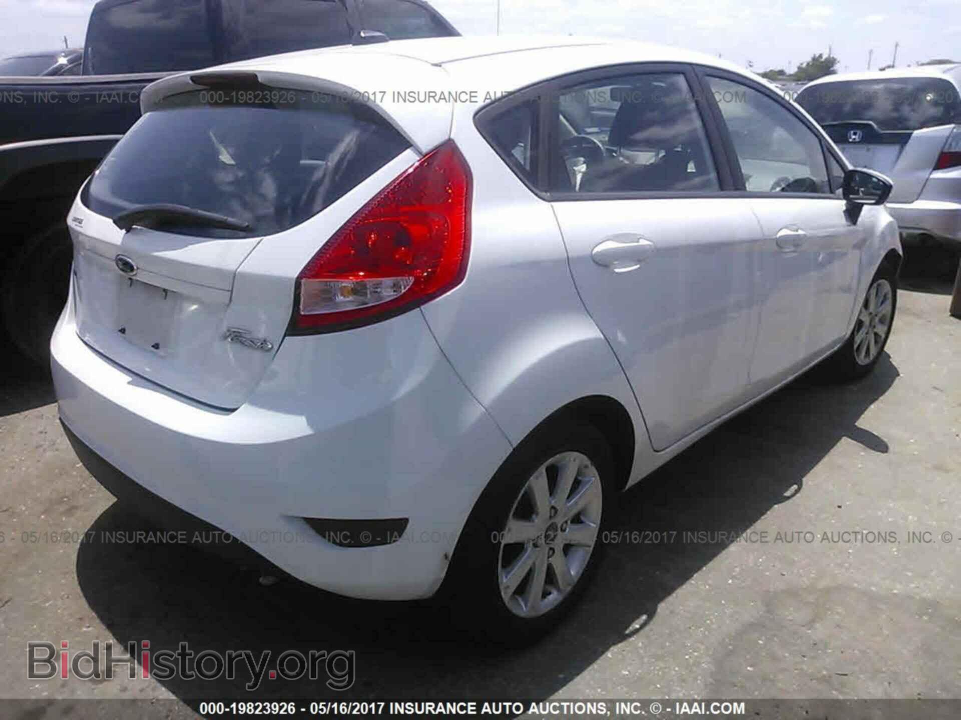 2013 Ford Fiesta - VIN: 3FADP4EJ7DM116973 - Фото 4
