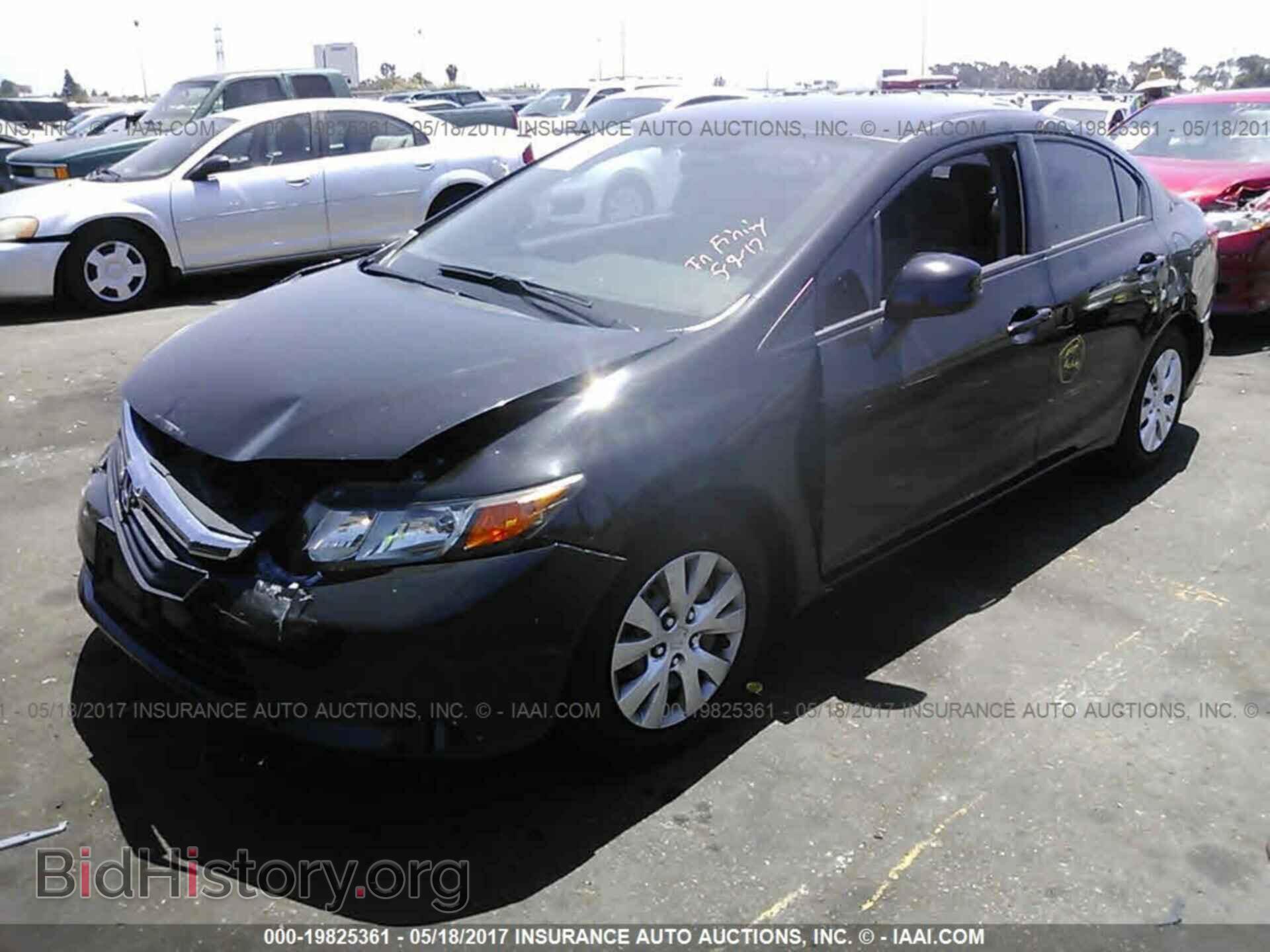 2012 Honda Civic - VIN: 19XFB2F53CE377162 - Фото 2