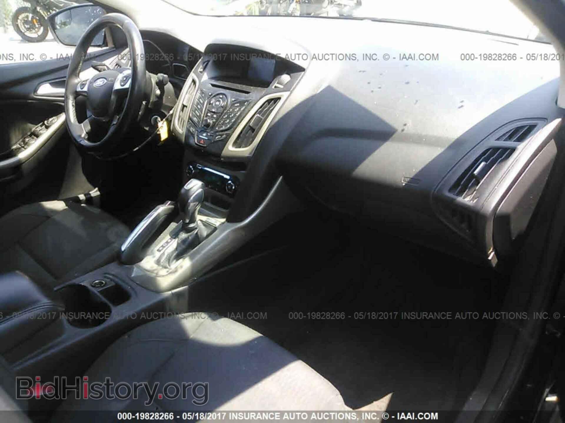 2012 Ford Focus - VIN: 1FAHP3H27CL373860 - Photo 5