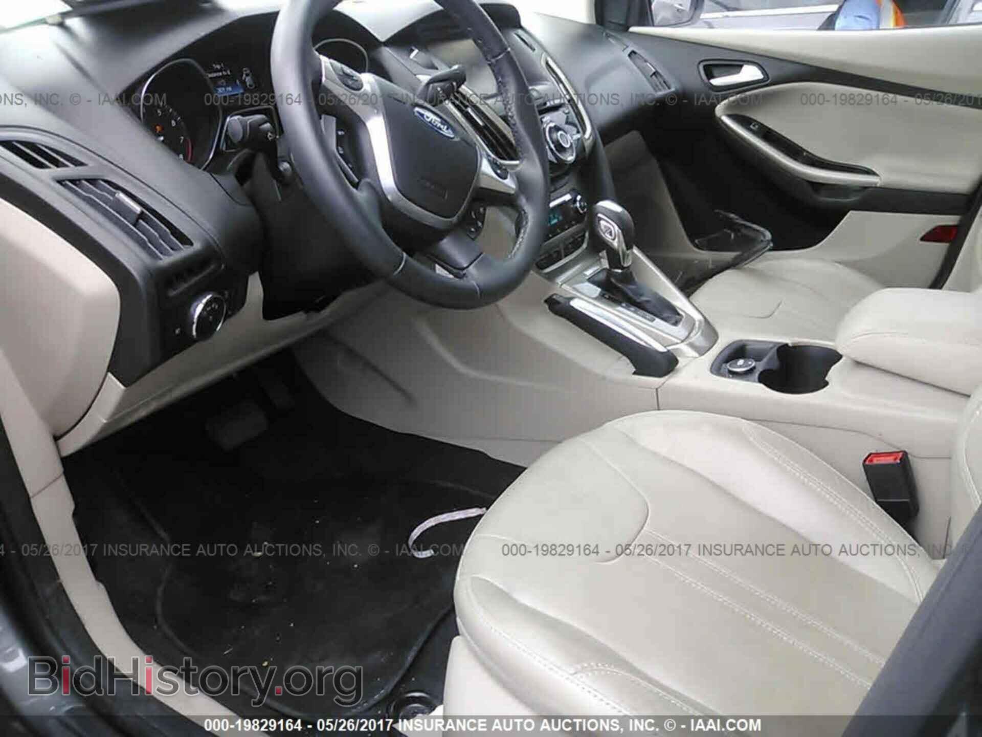 2012 Ford Focus - VIN: 1FAHP3H2XCL378597 - Photo 5