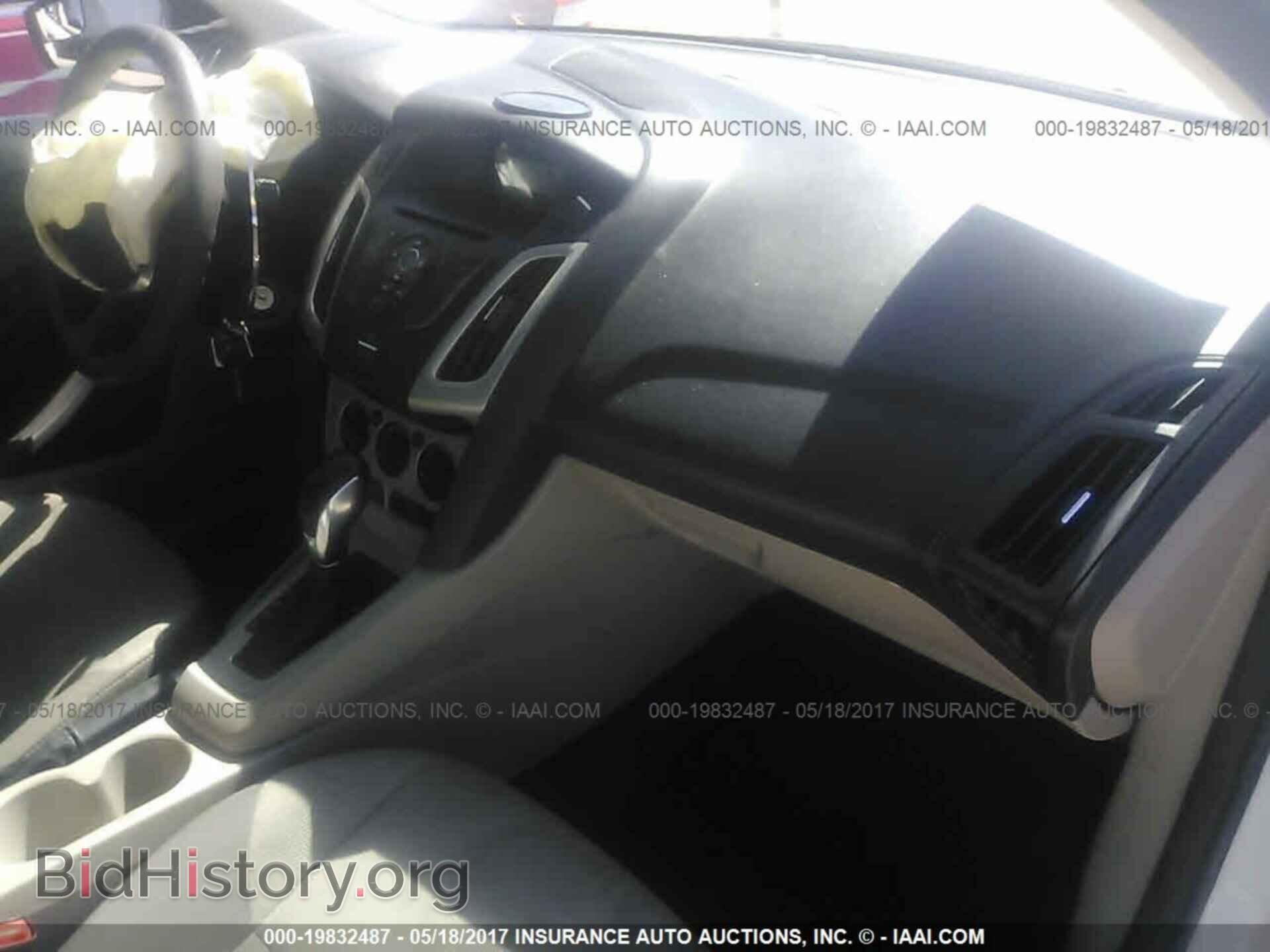 2012 Ford Focus - VIN: 1FAHP3F28CL196819 - Photo 5