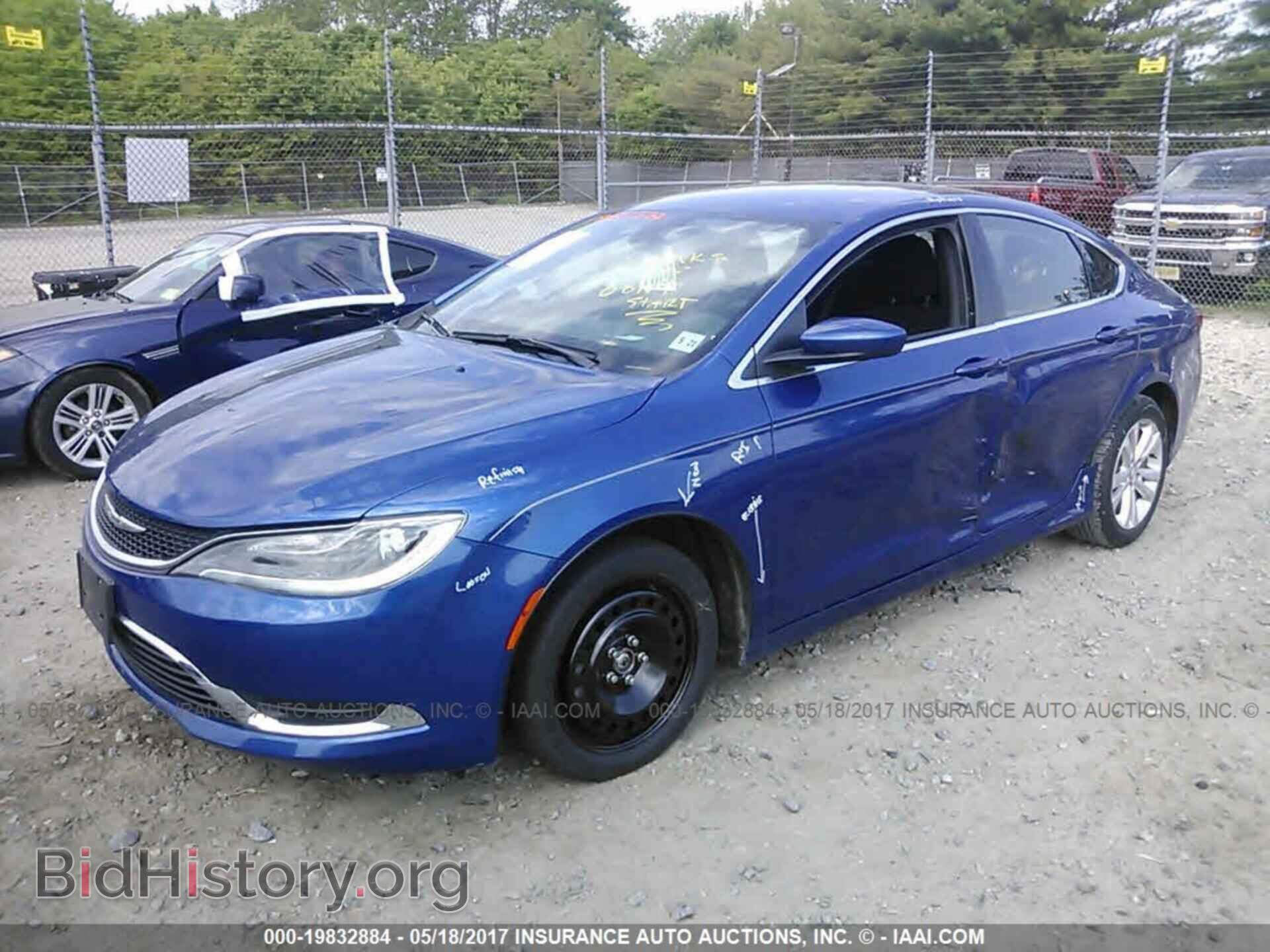 2016 Chrysler 200 - VIN: 1C3CCCAB3GN169193 - Photo 2
