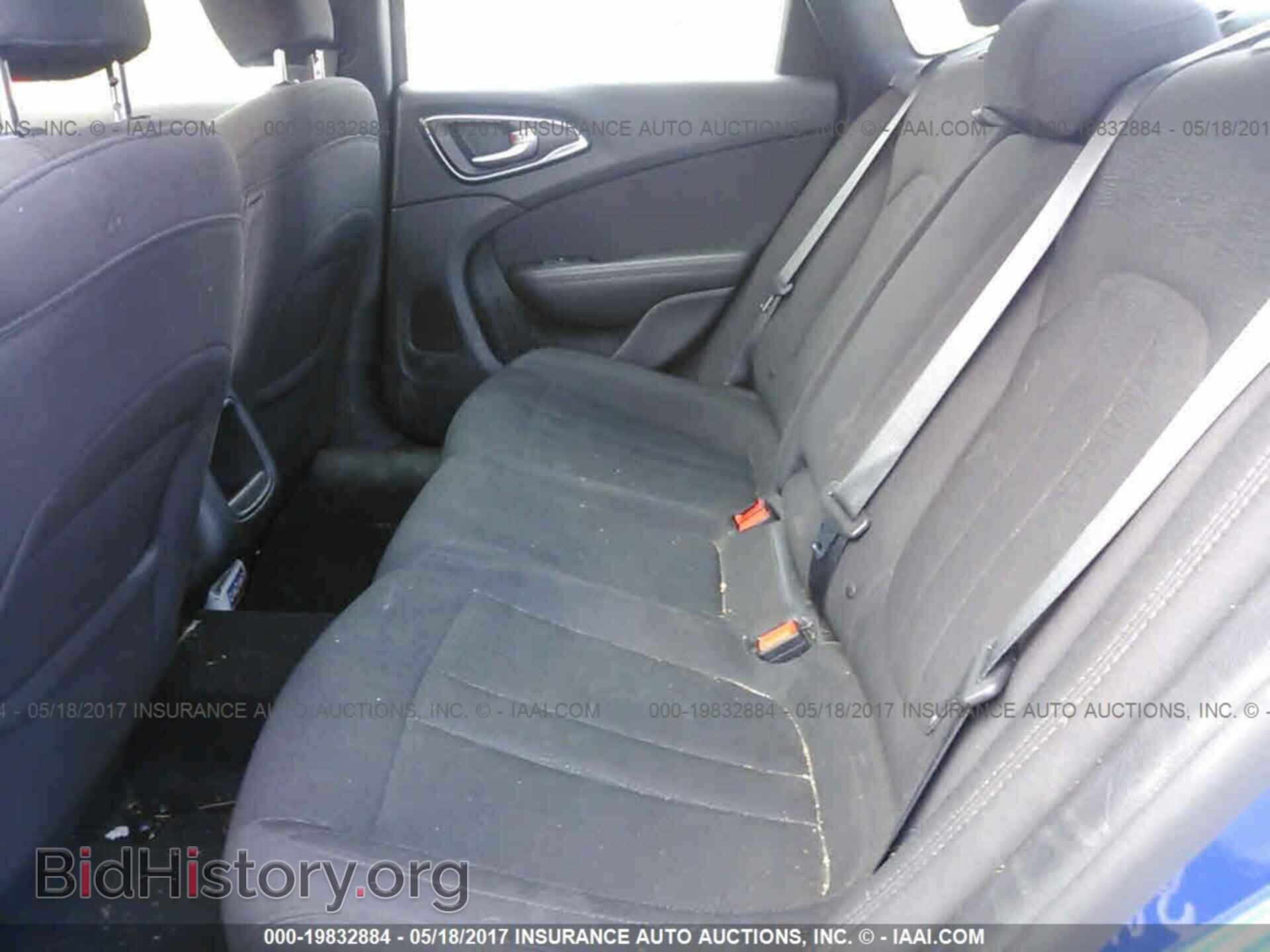2016 Chrysler 200 - VIN: 1C3CCCAB3GN169193 - Photo 8