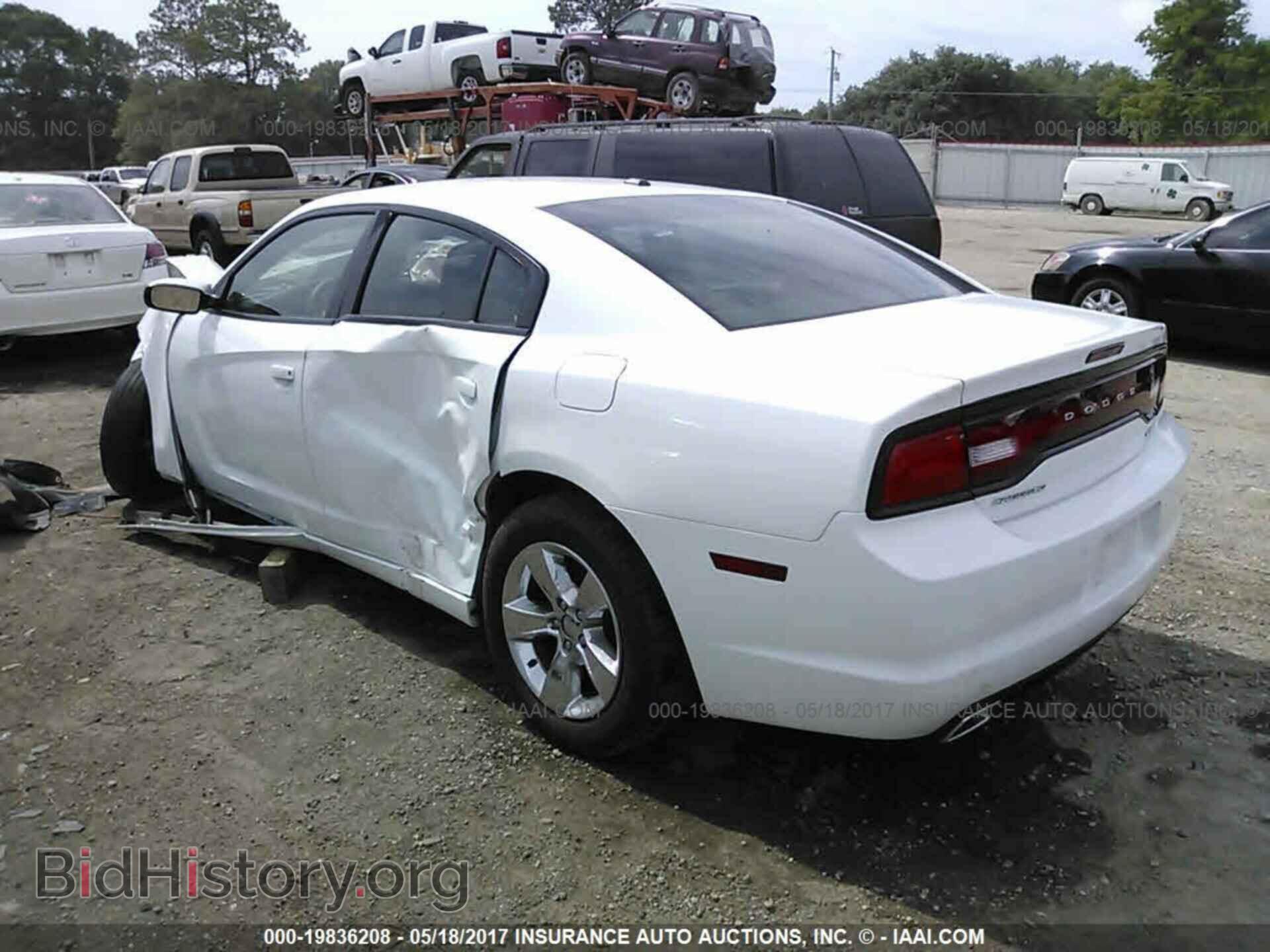 2014 Dodge Charger - VIN: 2C3CDXHG9EH361908 - Фото 3