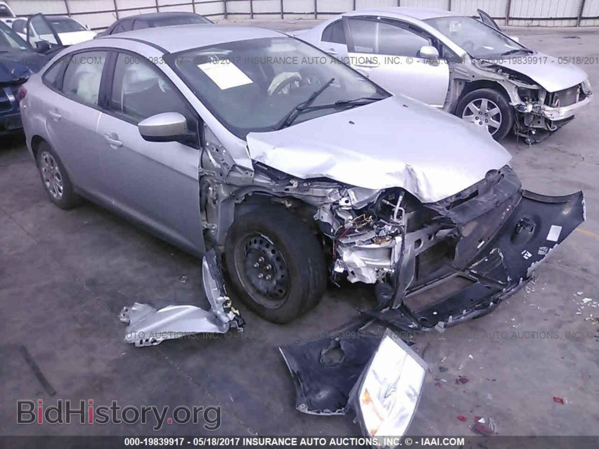 Photo 1FAHP3F24CL450252 - Ford Focus 2012