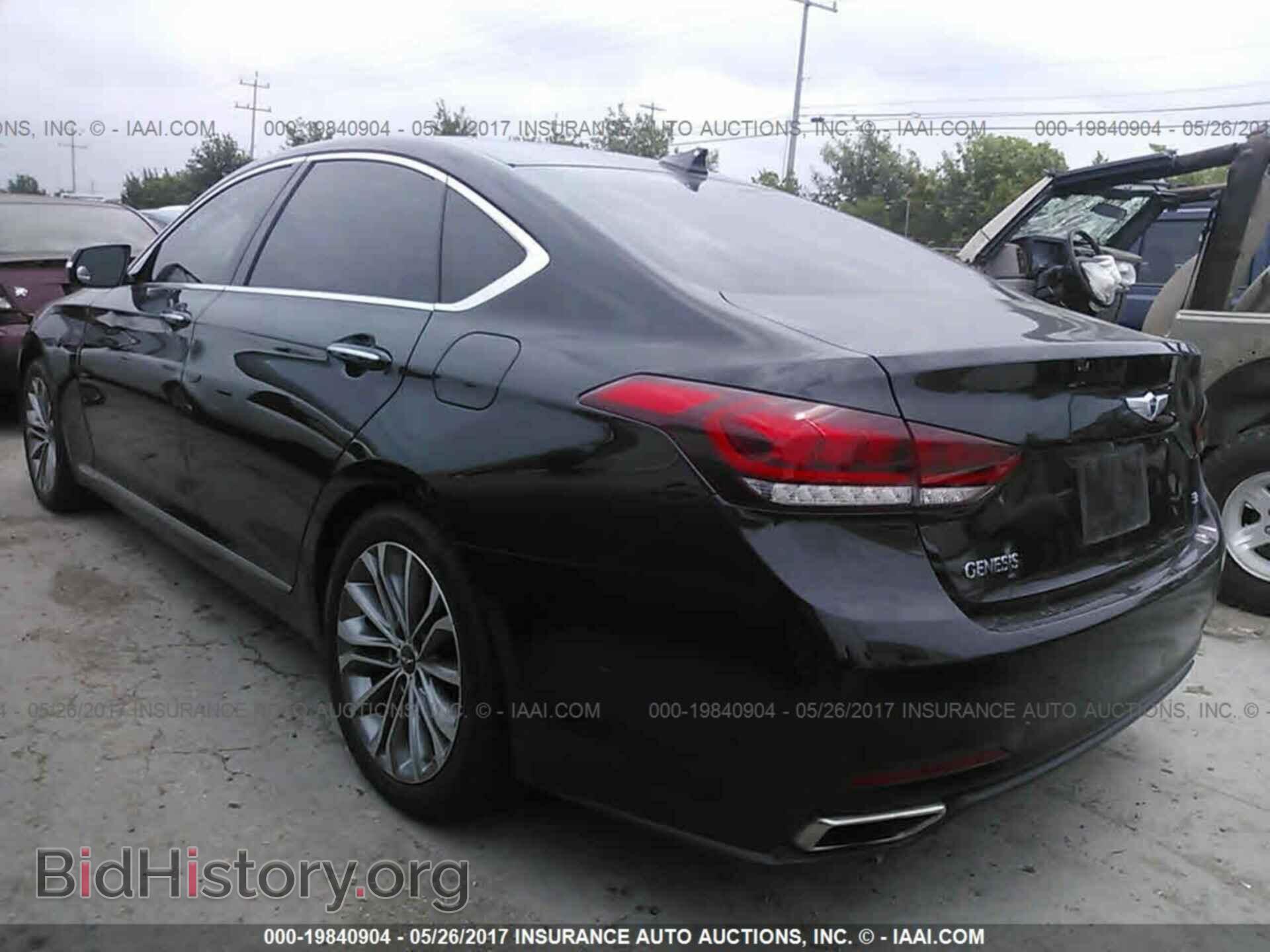 2016 Hyundai Genesis - VIN: KMHGN4JE3GU126790 - Фото 3