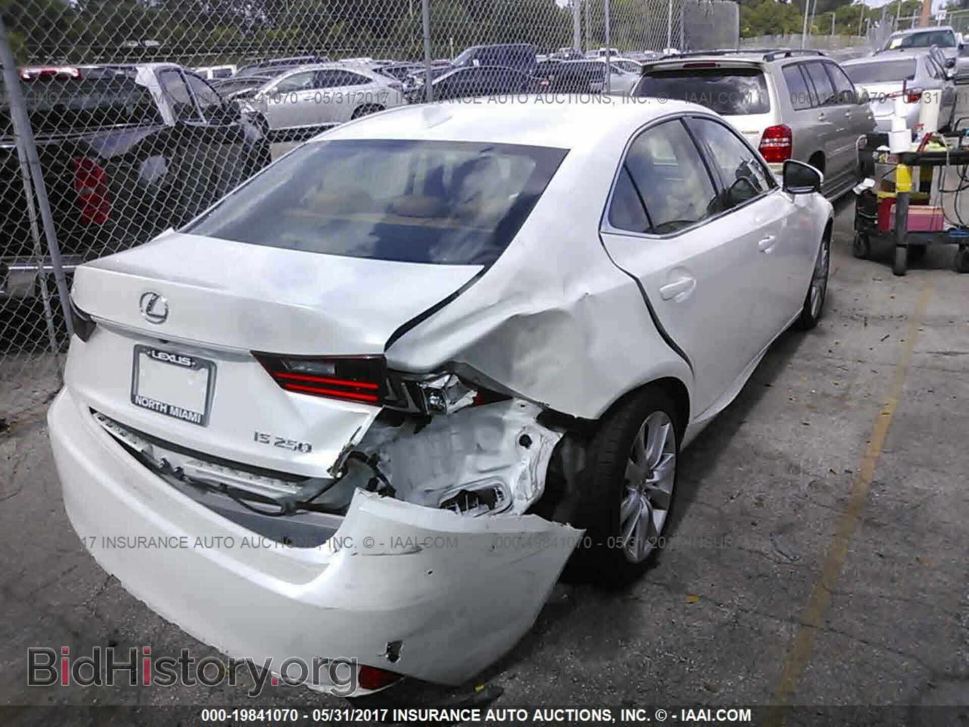 2014 Lexus Is - VIN: JTHBF1D27E5041209 - Photo 4