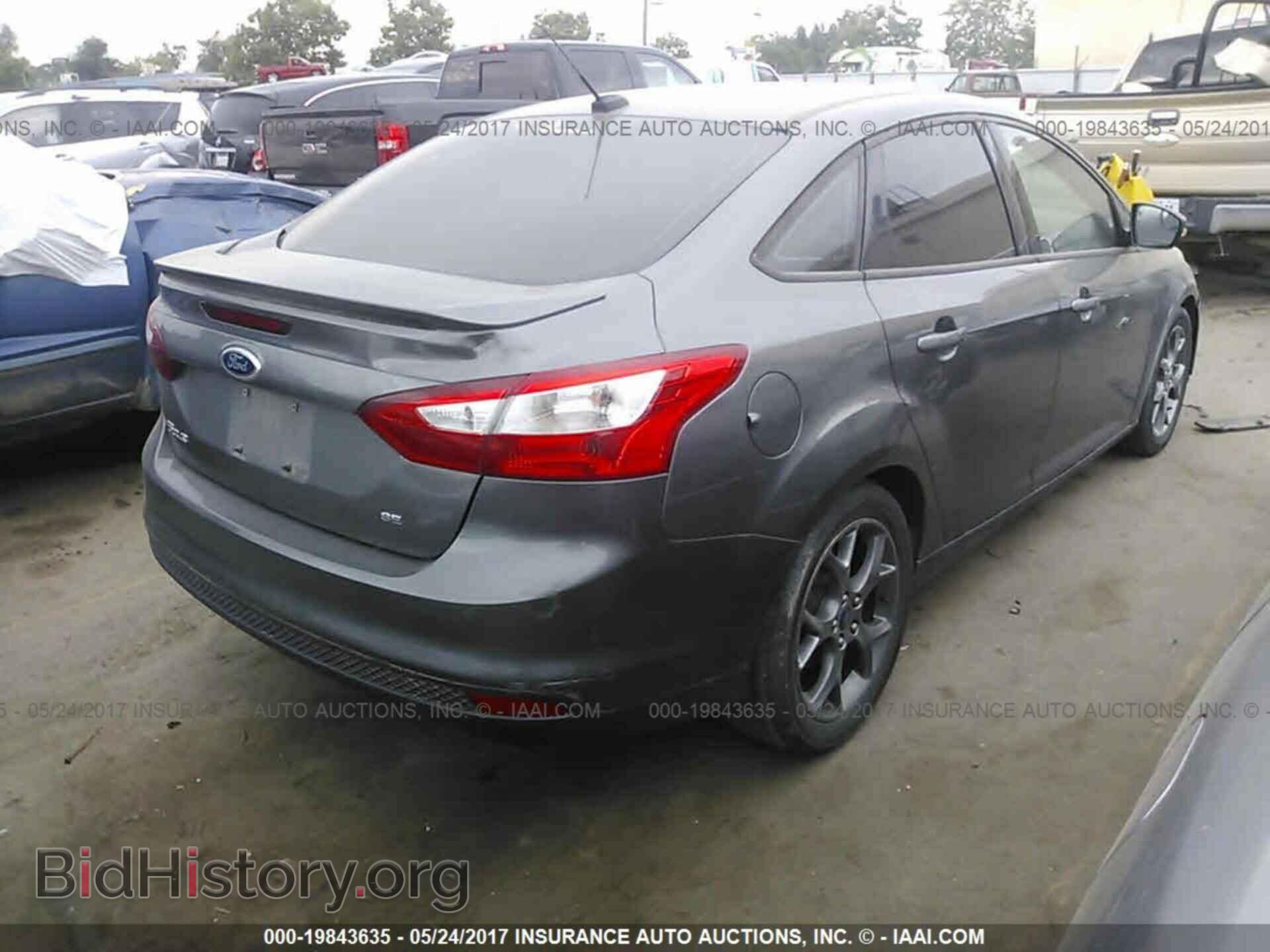 2013 Ford Focus - VIN: 1FADP3F21DL222676 - Фото 4