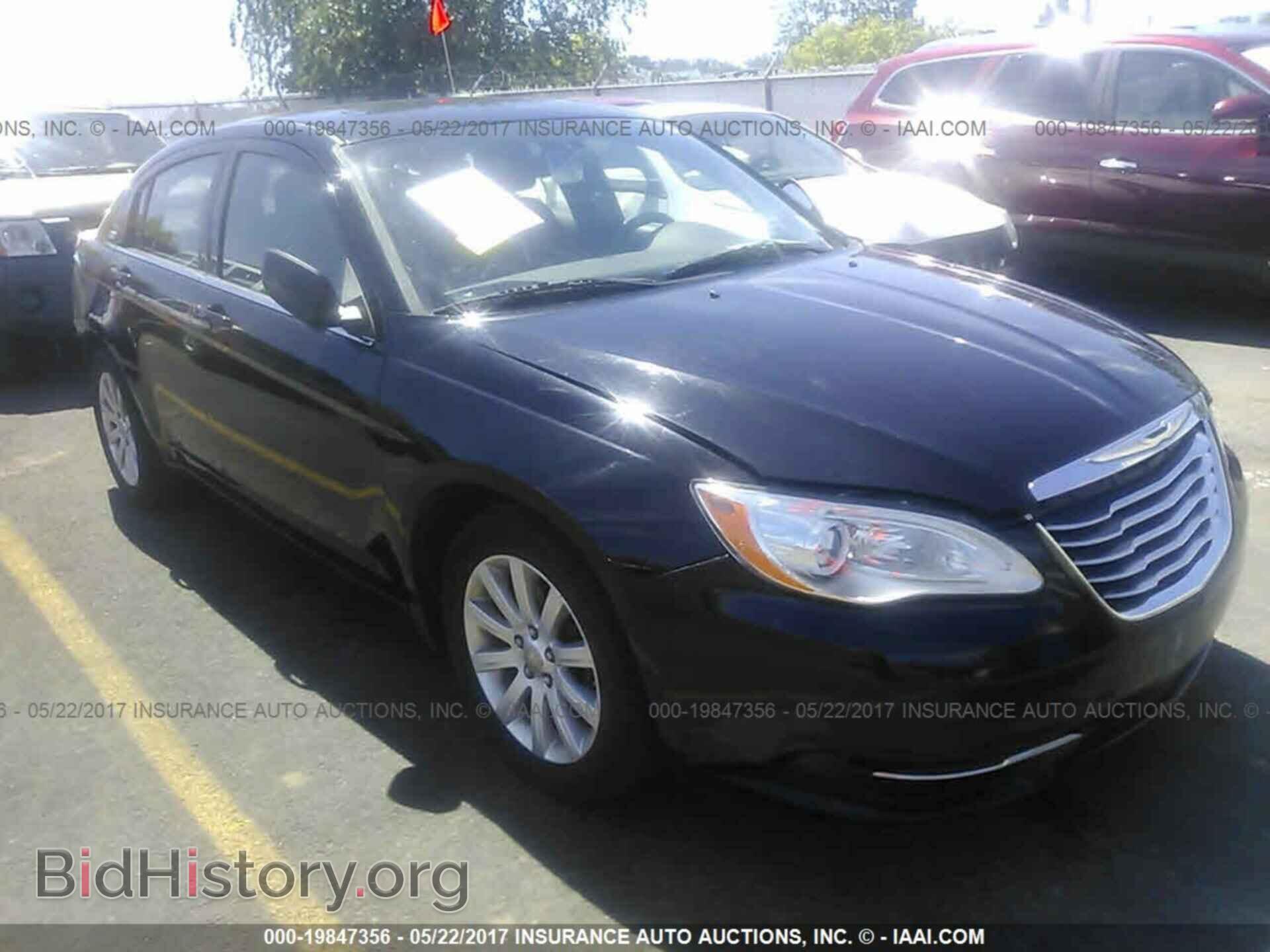 Photo 1C3CCBBG3DN569397 - Chrysler 200 2013
