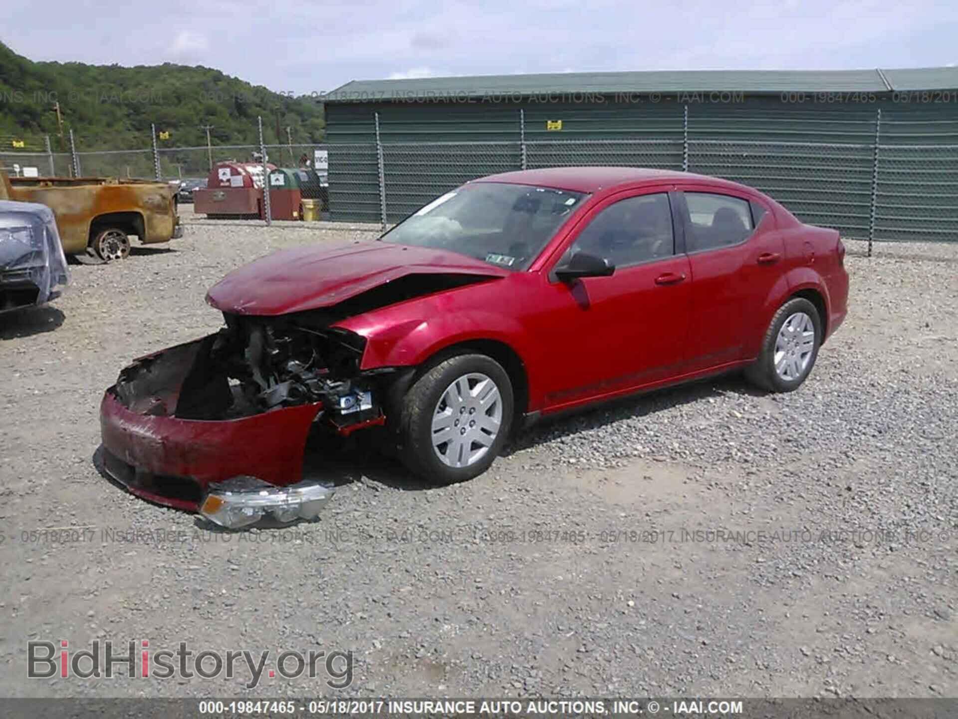 2011 Dodge Avenger - VIN: 1B3BD4FB0BN509364 - Photo 2