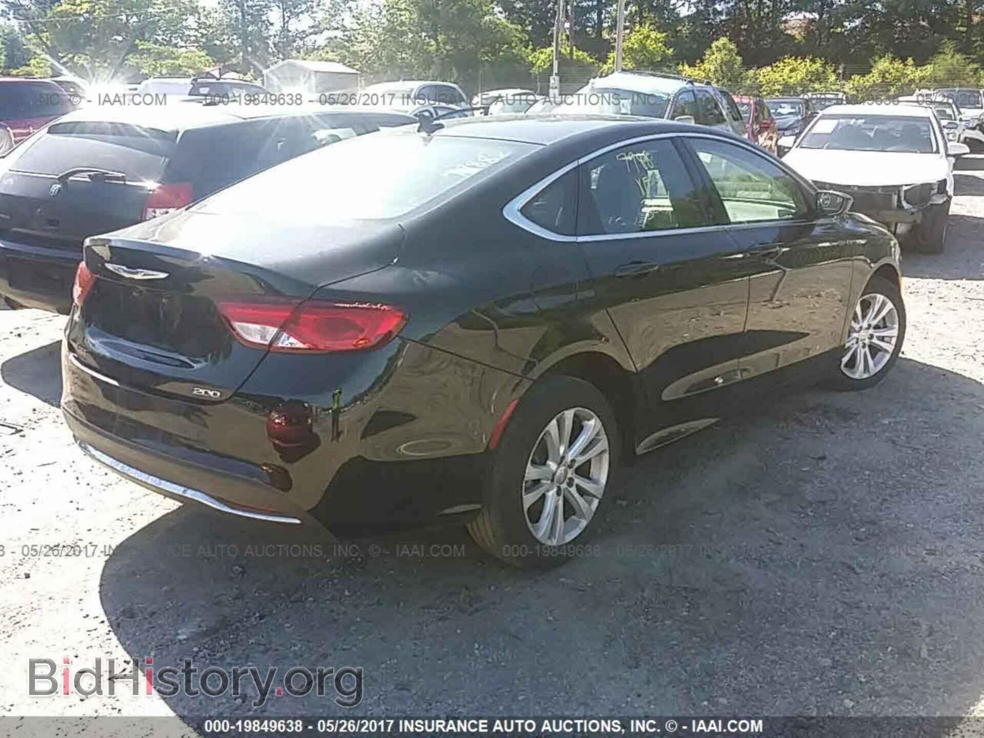 2016 Chrysler 200 - VIN: 1C3CCCAB2GN178368 - Photo 4