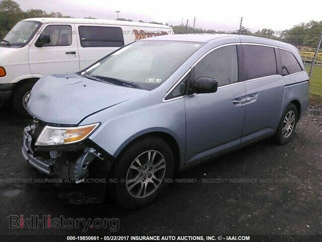 2013 Honda Odyssey - VIN: 5FNRL5H43DB042155 - Фото 2
