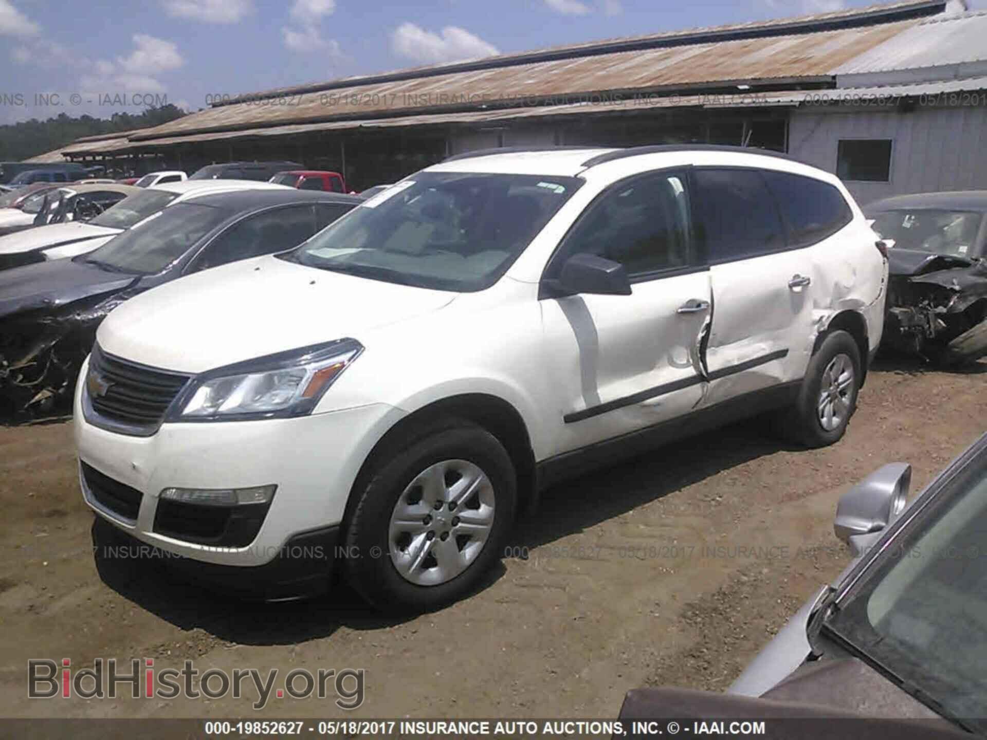 2014 Chevrolet Traverse - VIN: 1GNKRFED1EJ272269 - Фото 2