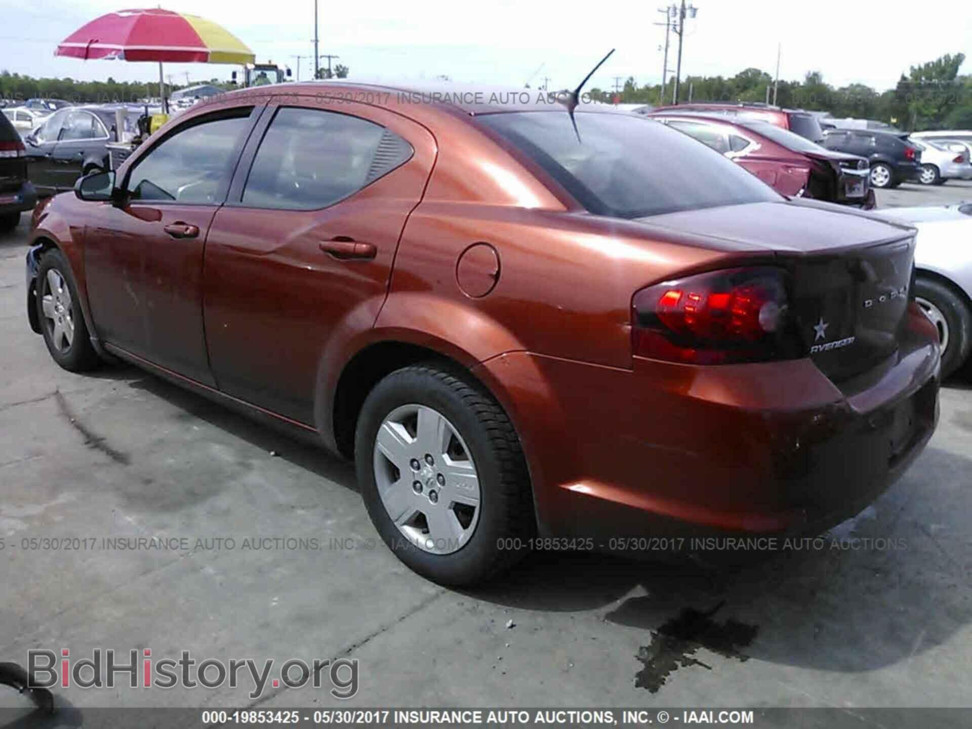 2012 Dodge Avenger - VIN: 1C3CDZAB9CN199583 - Photo 3