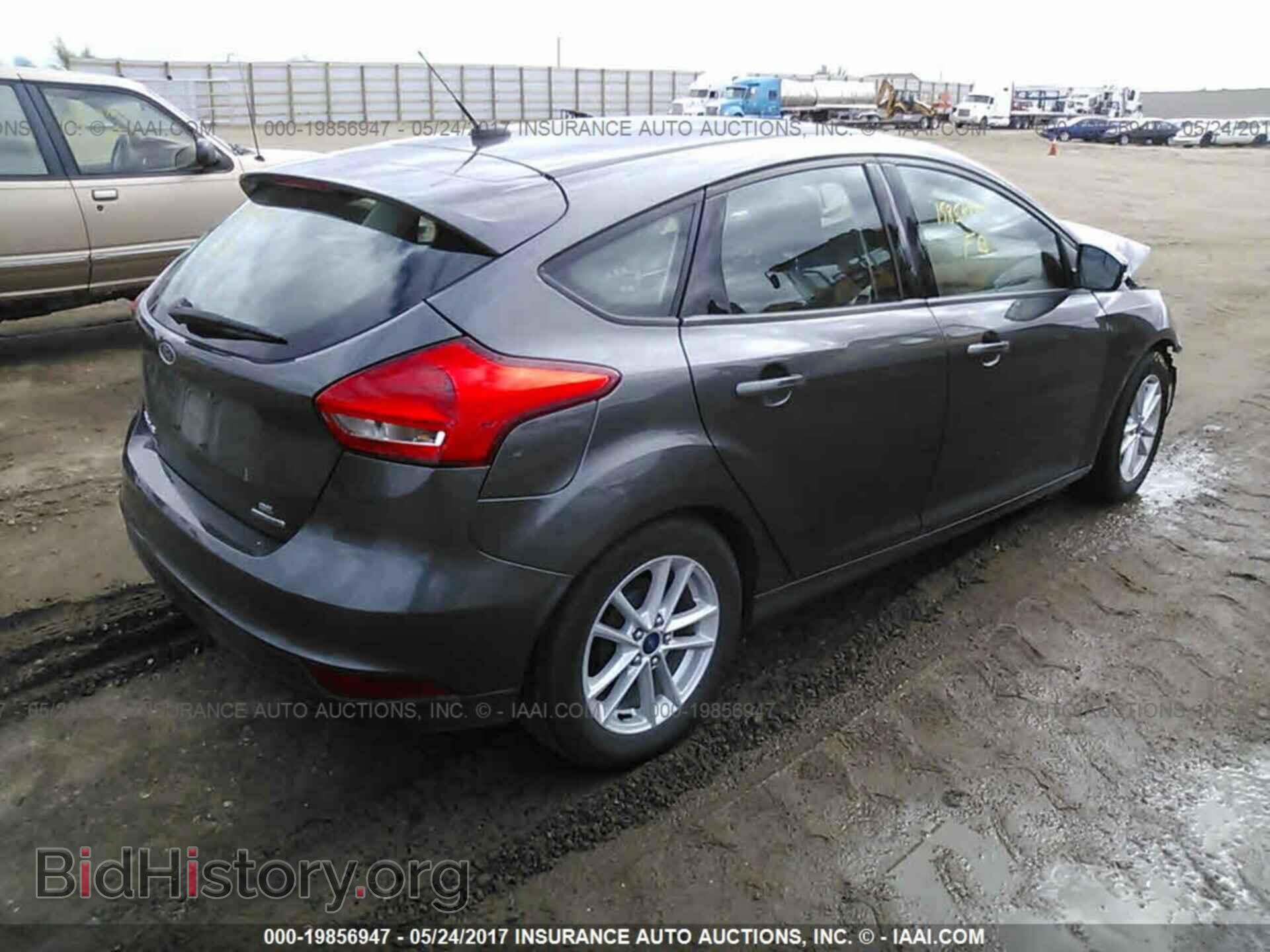 2016 Ford Focus - VIN: 1FADP3K20GL230245 - Фото 4