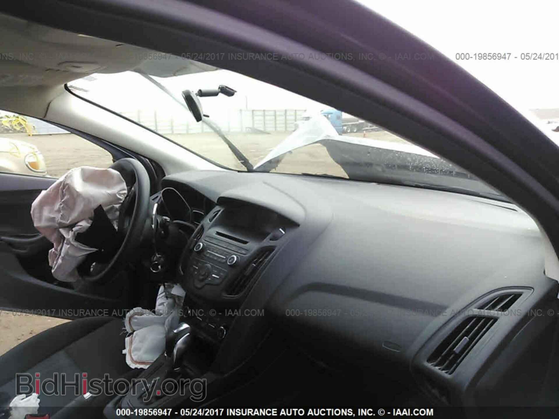 2016 Ford Focus - VIN: 1FADP3K20GL230245 - Фото 5