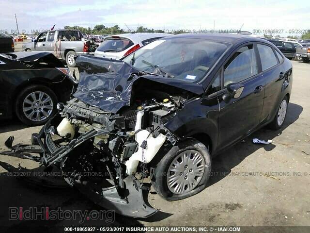 2015 Ford Fiesta - VIN: 3FADP4AJ4FM179019 - Фото 2