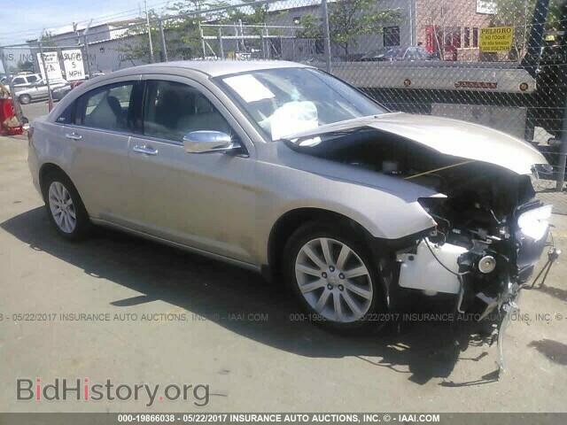 Photo 1C3CCBCG2DN579997 - Chrysler 200 2013