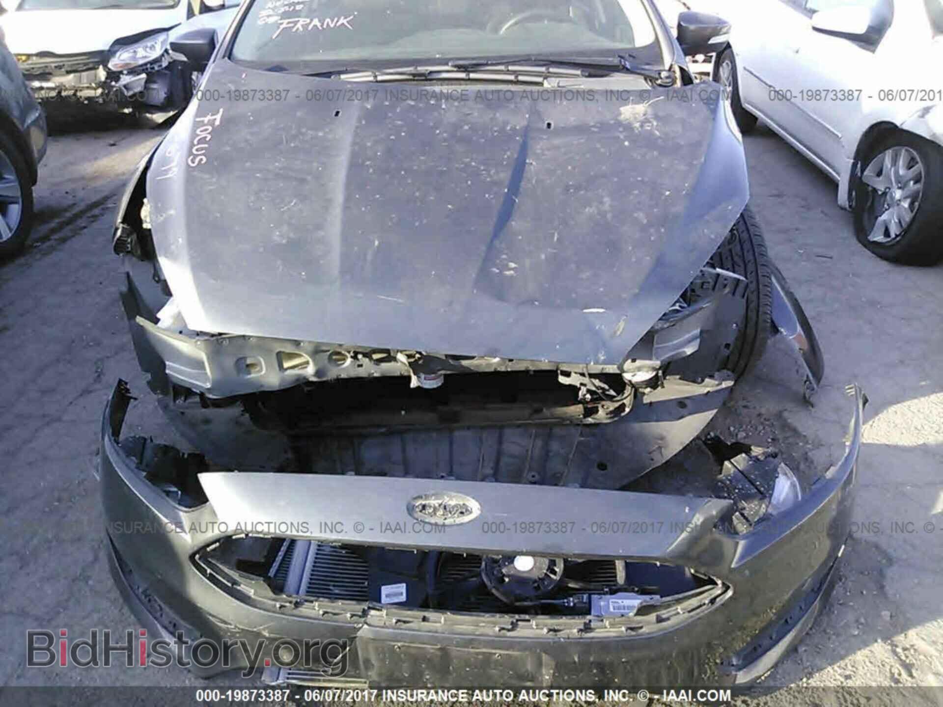 2015 Ford Focus - VIN: 1FADP3F2XFL348943 - Photo 6