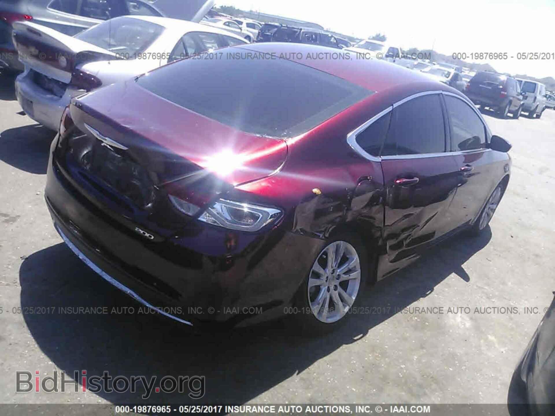 2015 Chrysler 200 - VIN: 1C3CCCAB7FN697933 - Photo 4