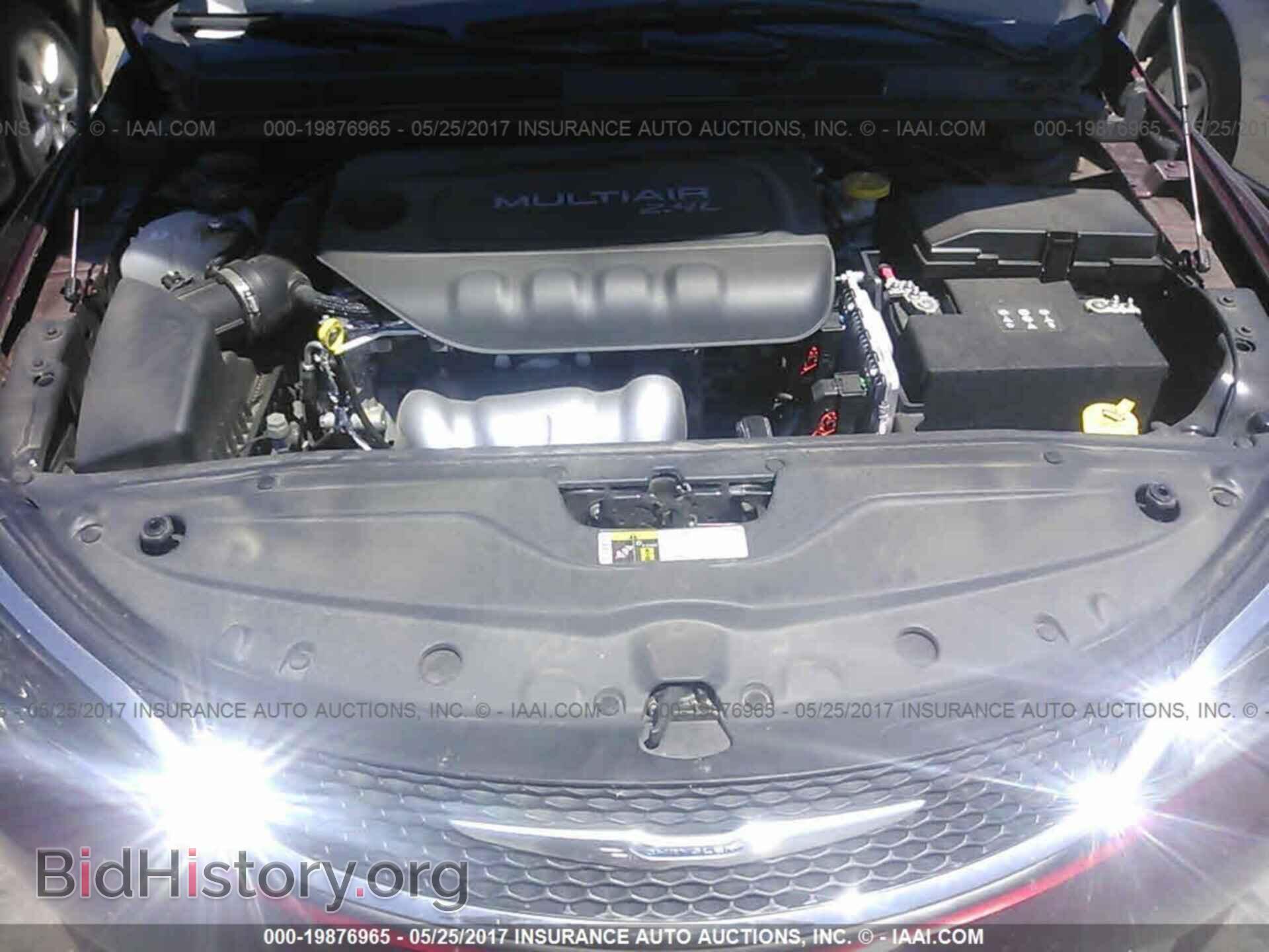 2015 Chrysler 200 - VIN: 1C3CCCAB7FN697933 - Photo 10