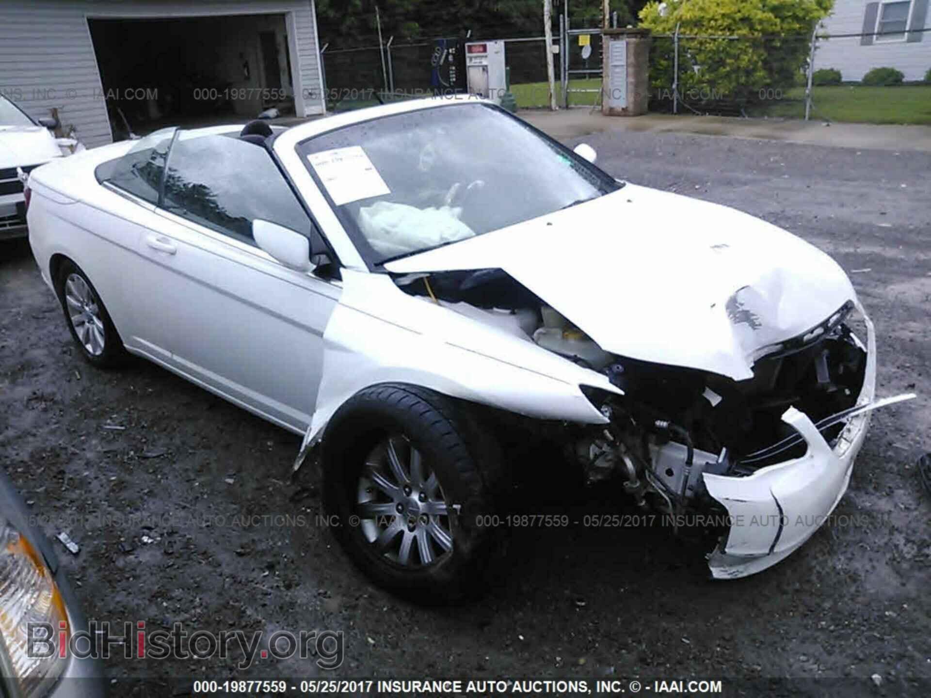 Фотография 1C3BCBEB1CN215677 - Chrysler 200 2012