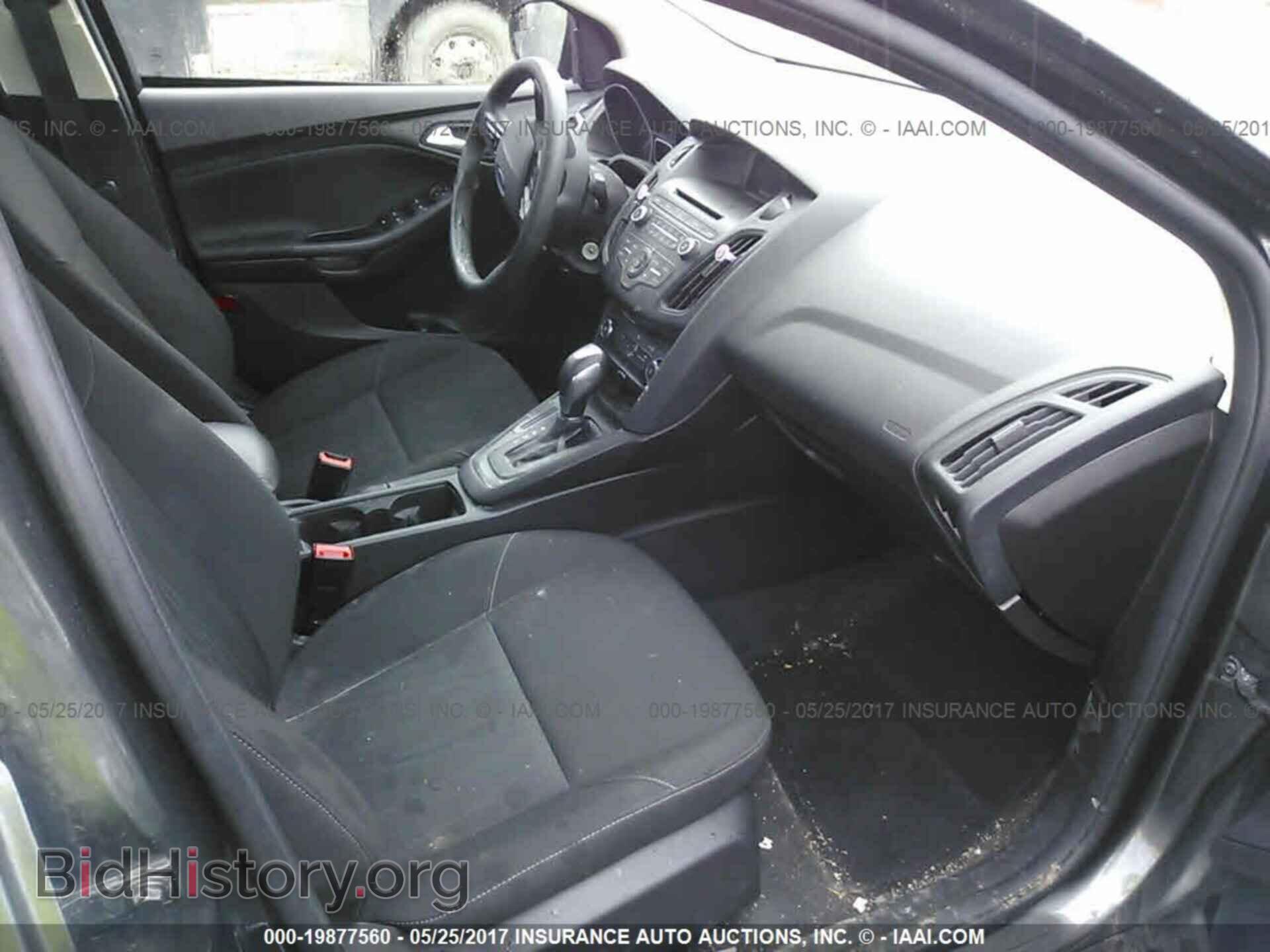 2015 Ford Focus - VIN: 1FADP3F2XFL243139 - Фото 5