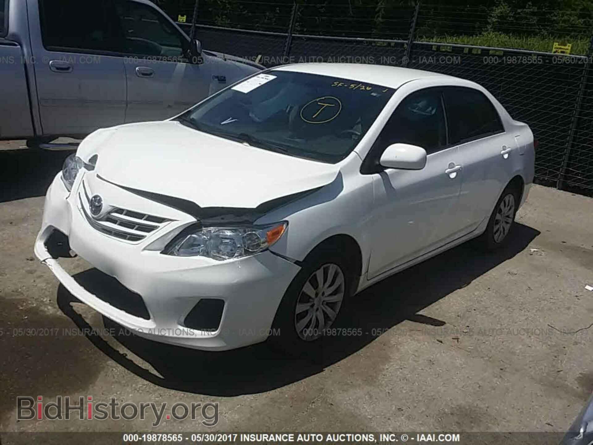 2013 Toyota Corolla - VIN: 5YFBU4EE9DP183452 - Photo 2