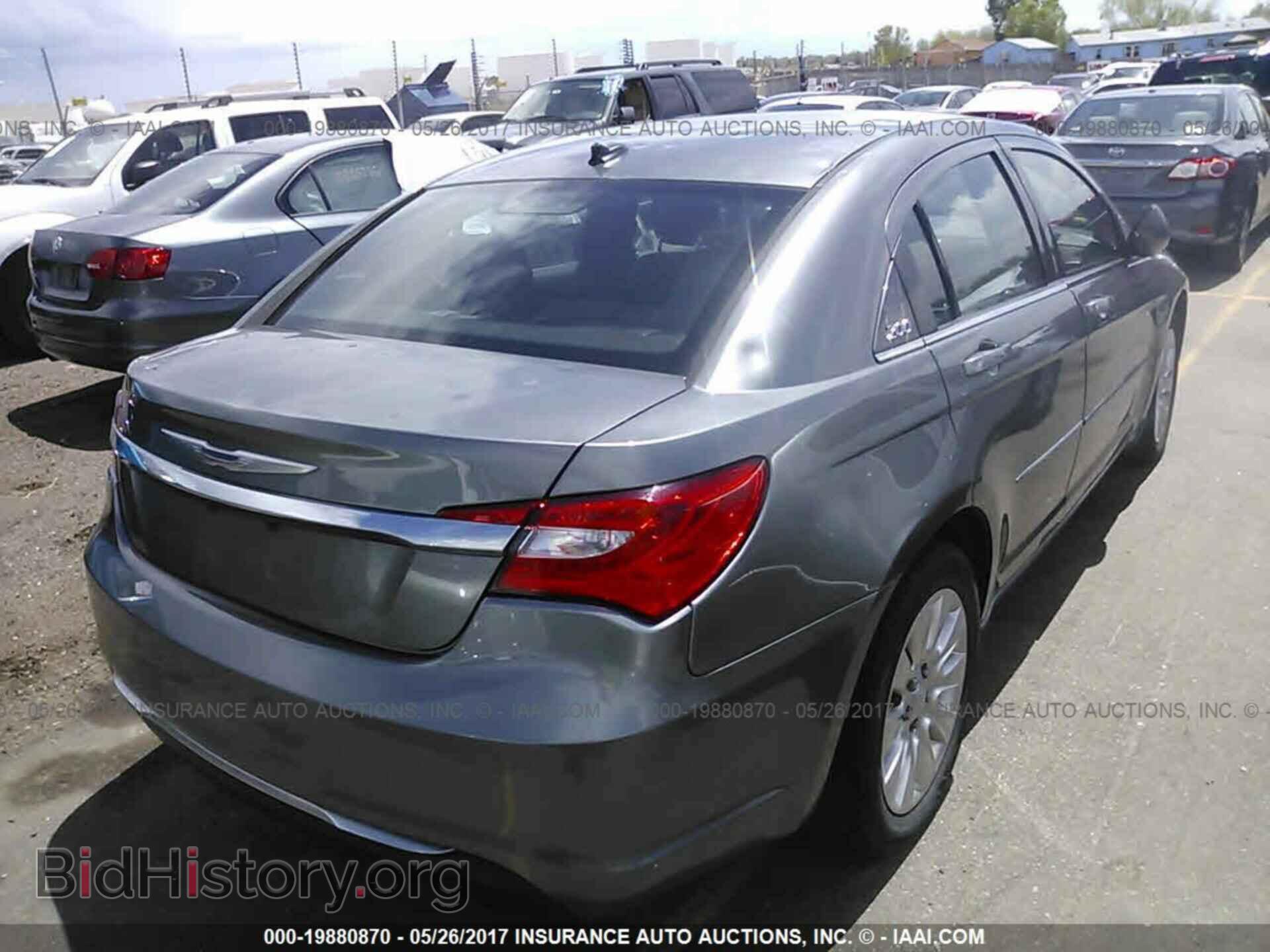 2012 Chrysler 200 - VIN: 1C3CCBAB5CN273169 - Фото 4