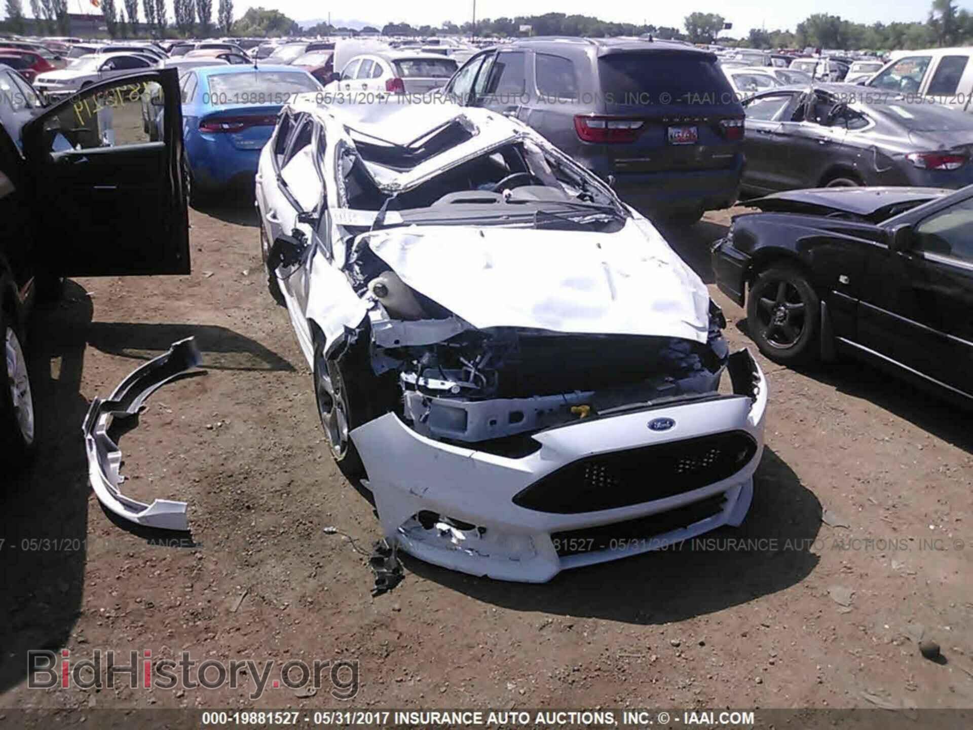 2016 Ford Focus - VIN: 1FADP3L96GL361580 - Photo 6