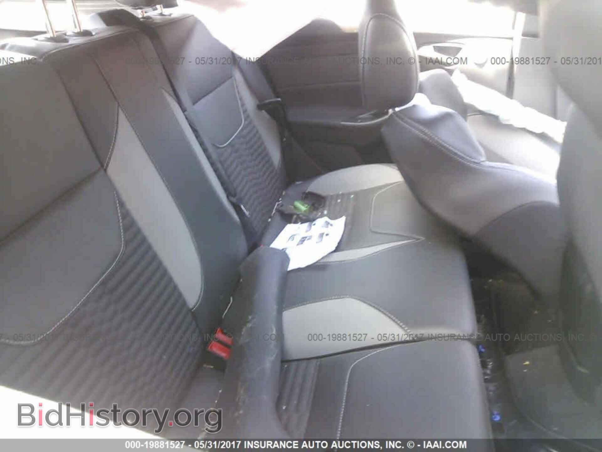 2016 Ford Focus - VIN: 1FADP3L96GL361580 - Photo 8
