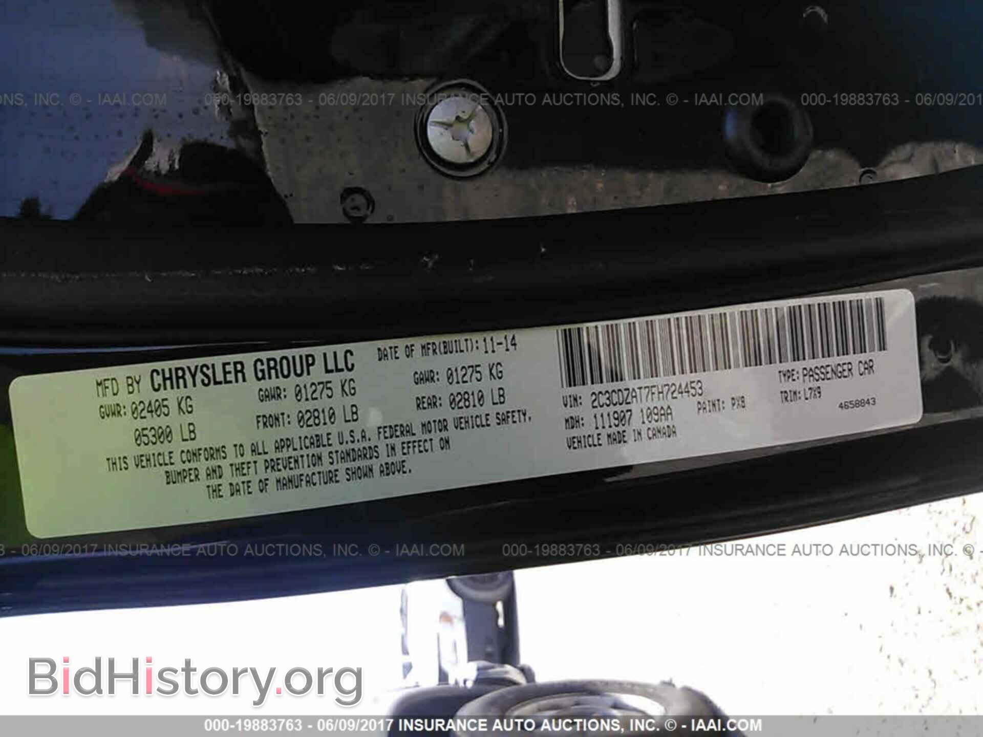 2015 Dodge Challenger - VIN: 2C3CDZAT7FH724453 - Photo 9