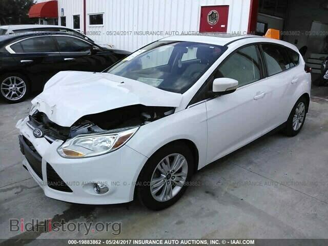 2012 Ford Focus - VIN: 1FAHP3M29CL371873 - Photo 2
