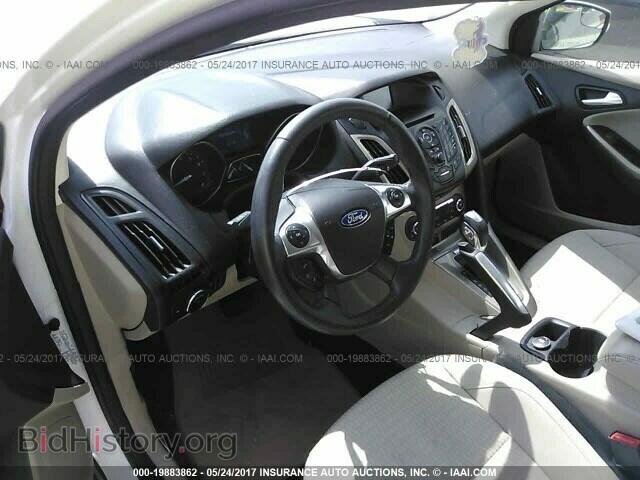 2012 Ford Focus - VIN: 1FAHP3M29CL371873 - Photo 5