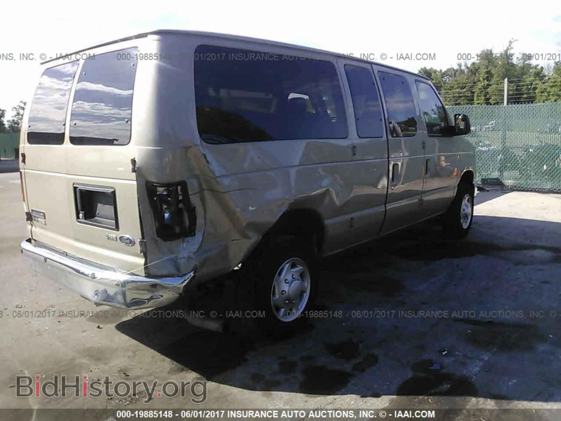 2013 Ford Econoline - VIN: 1FBNE3BLXDDA78305 - Photo 4