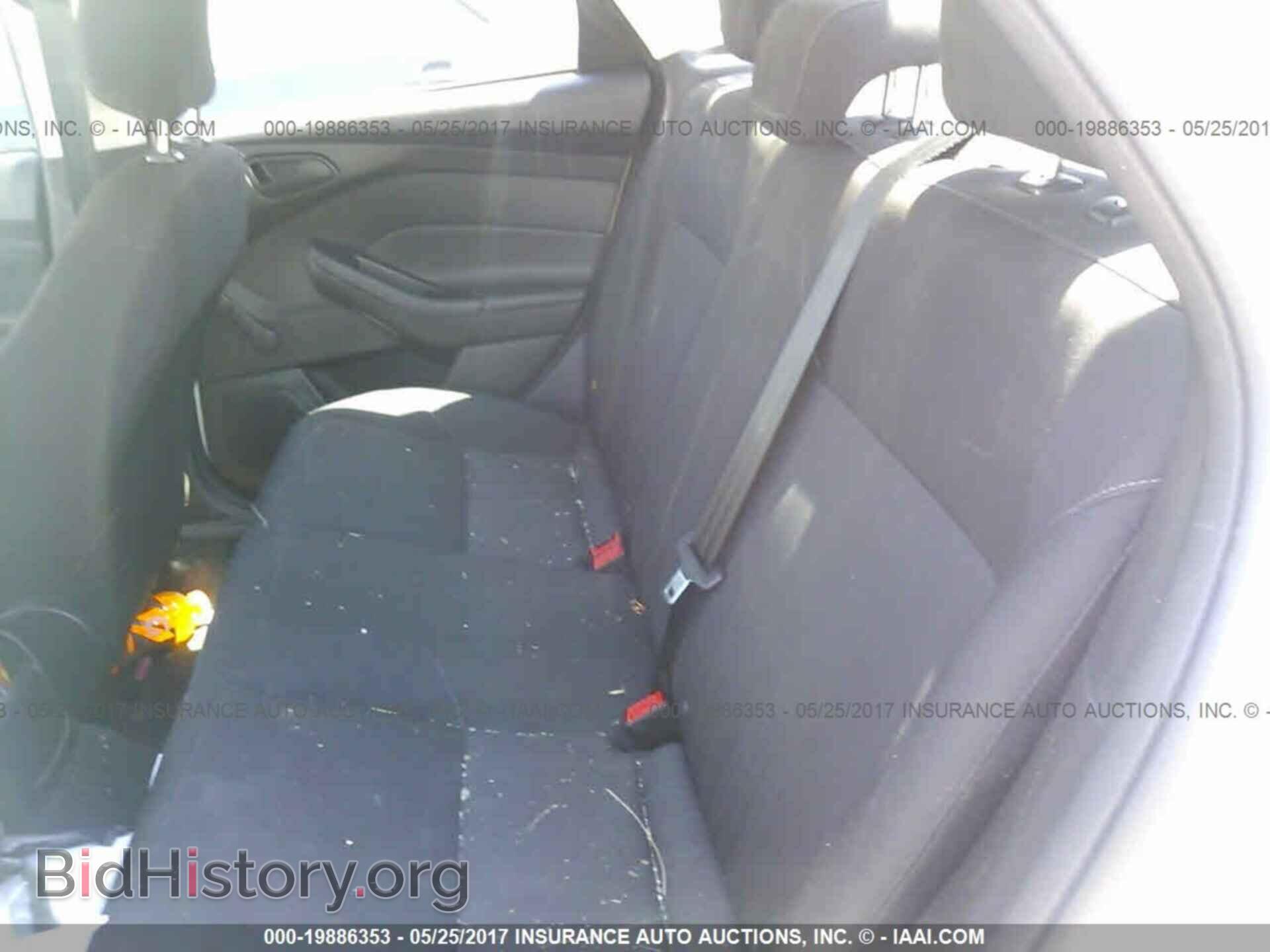 2015 Ford Focus - VIN: 1FADP3E21FL304542 - Фото 8